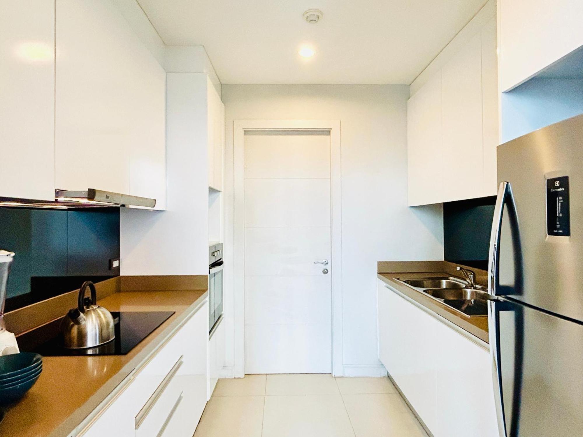 The Willows Luxury Two Bedrooms Apartemen