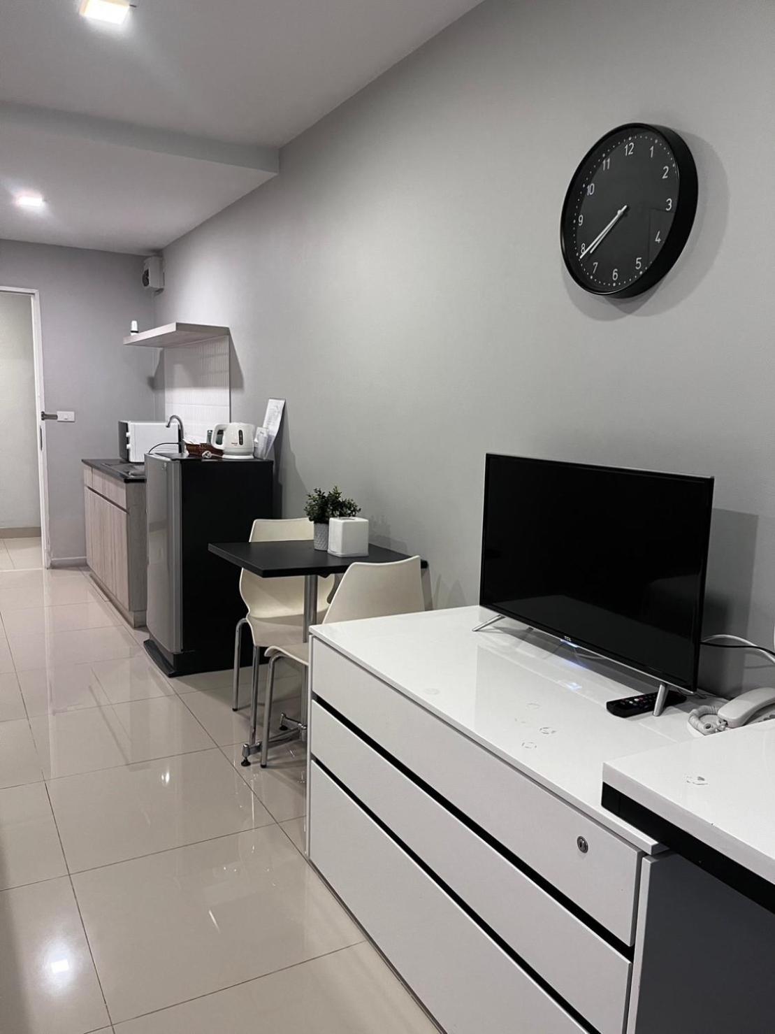Lkn Grand Apartment *