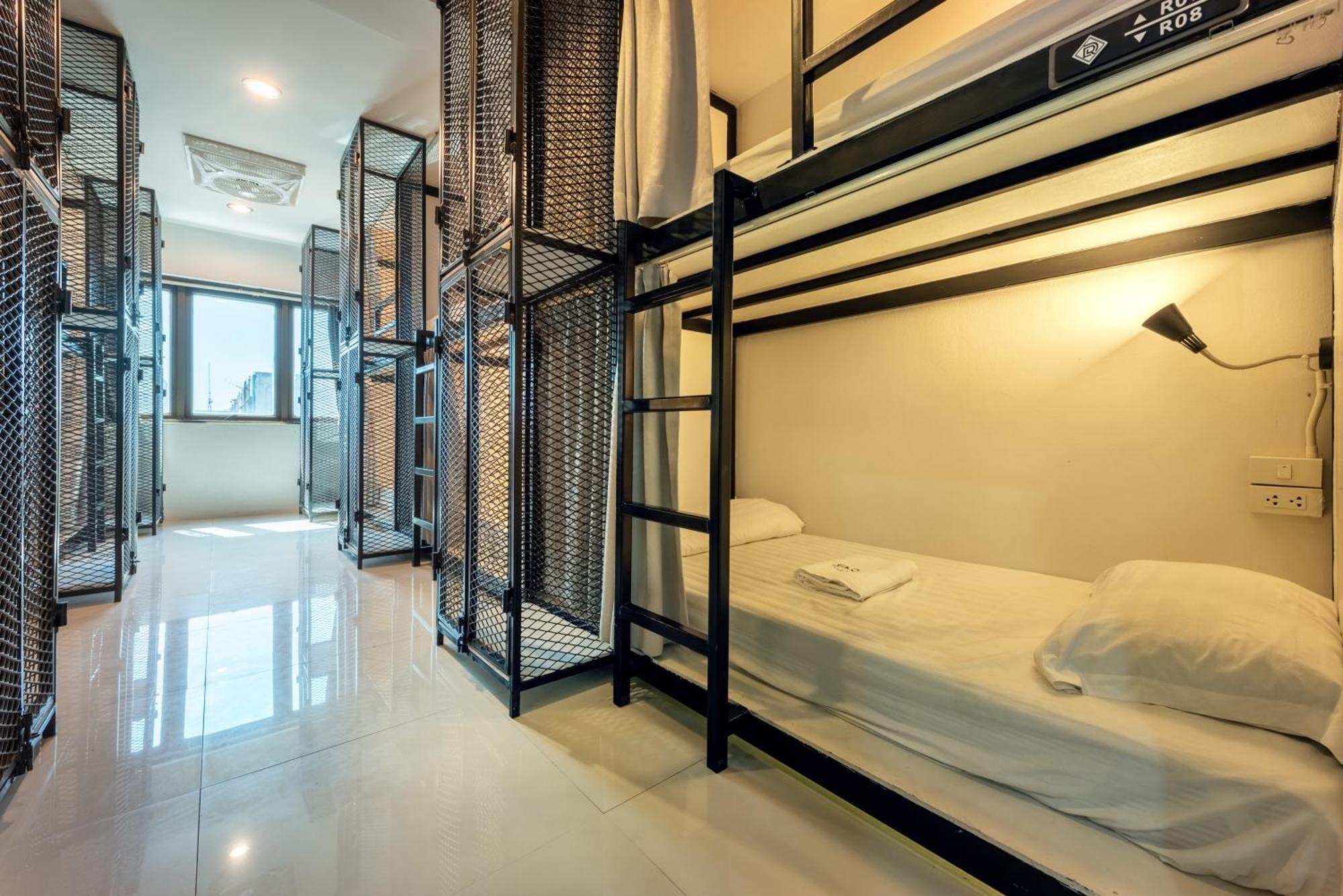 Sloth Don Mueang Hostel *