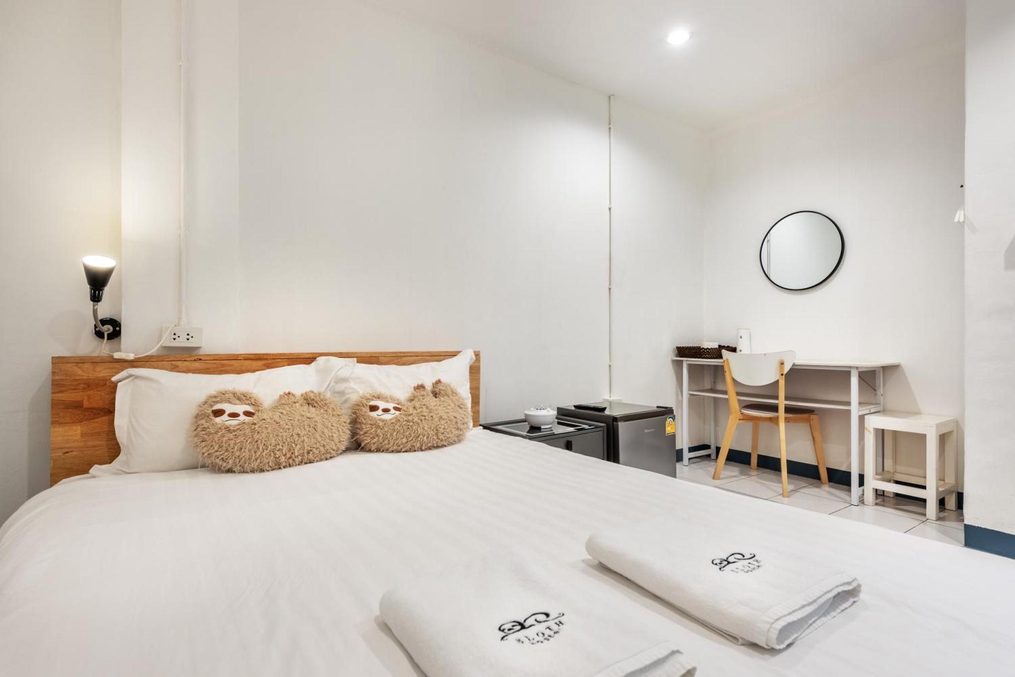 Hostel Sloth Don Mueang *