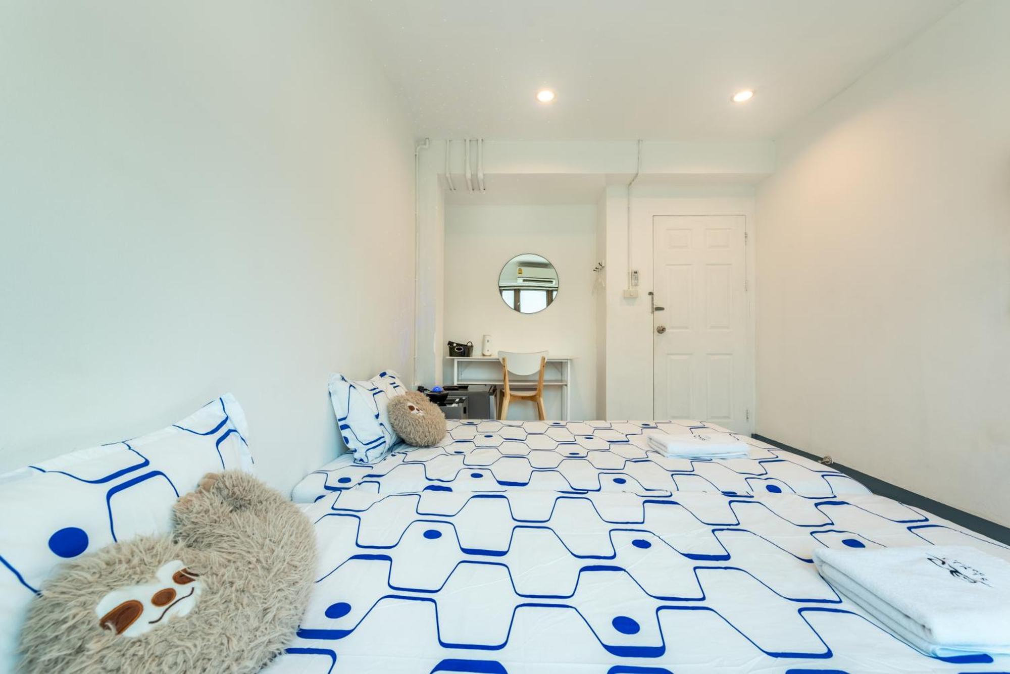 Hostel Sloth Don Mueang