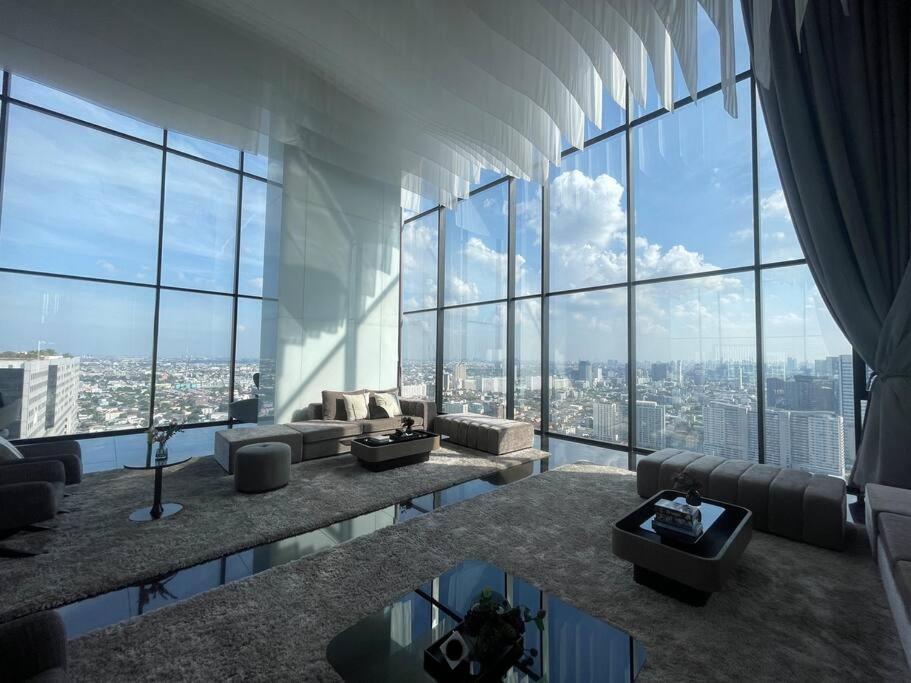 Knightbridge Space Ratchayothin Apartment Bangkok