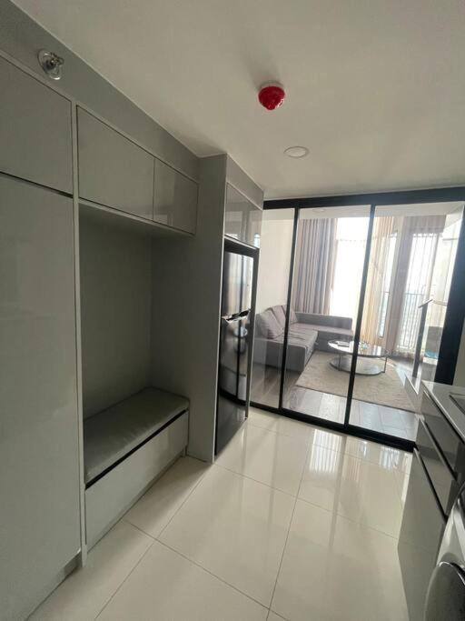 Apartment Knightbridge Space Ratchayothin Bangkok