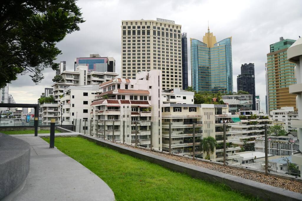 Circle Rein Sukhumvit 12 Two Bedrooms Apartment Bangkok