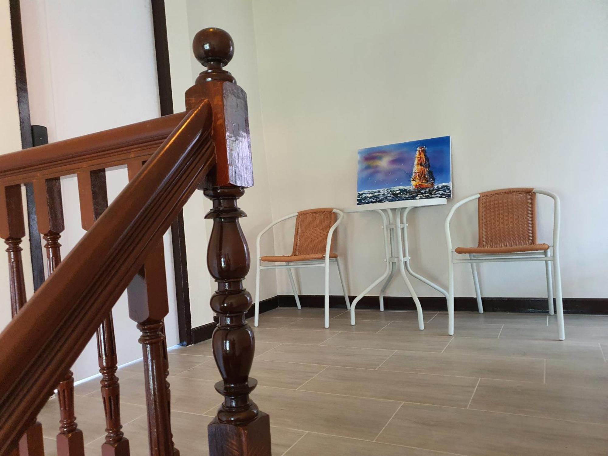 3 Bedroom Cozy Skytrain View Bkk Bangkok