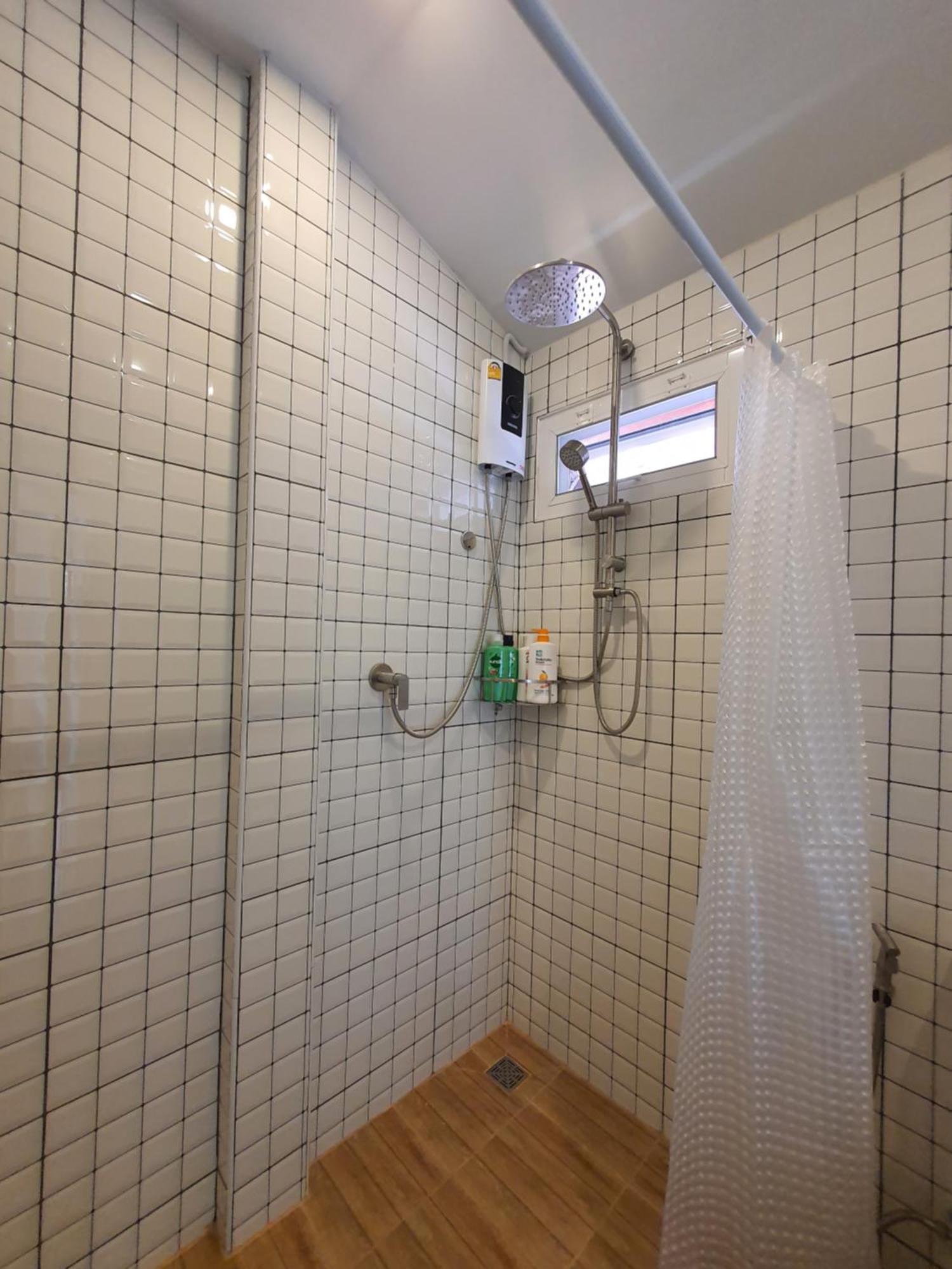 3 Bedroom Cozy Skytrain View Bkk Vakantiepark