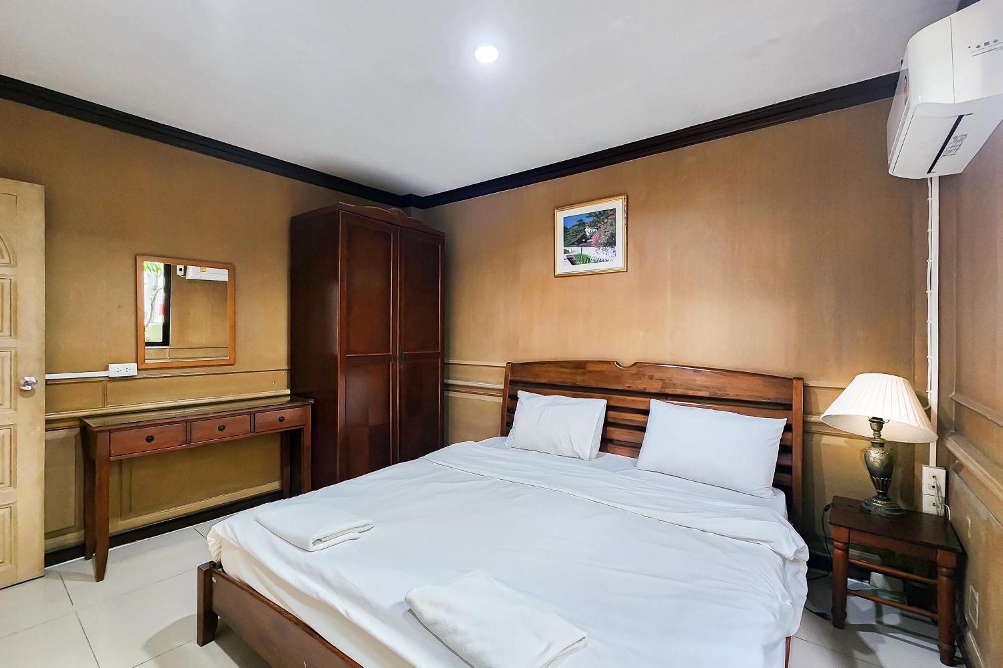 Cordia Sathorn Hotel 3*