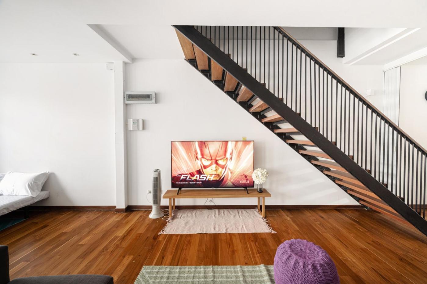 Villa Miq Ekkamai1 - 5br House 65 Inch Tv