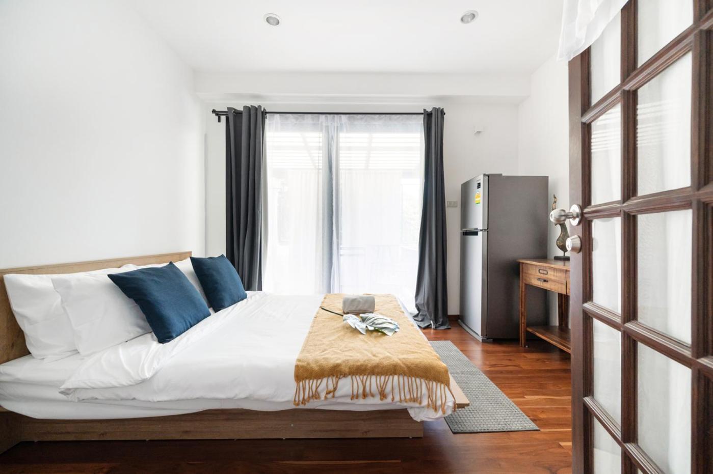 Miq Ekkamai1 - 5br House 65 Inch Tv Villa Bangkok