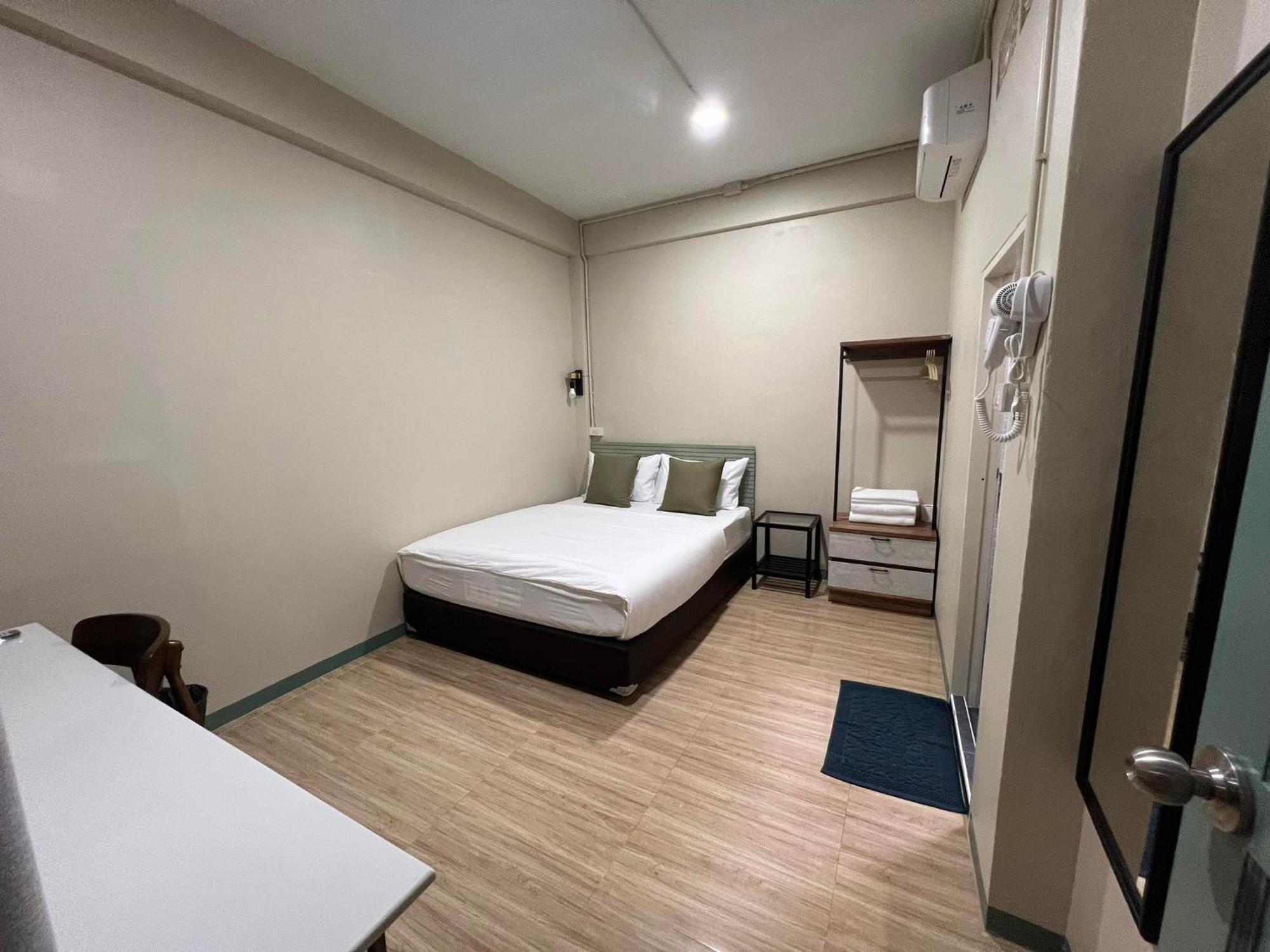 Bangwa House - Mrt Bangwa Station Hotel