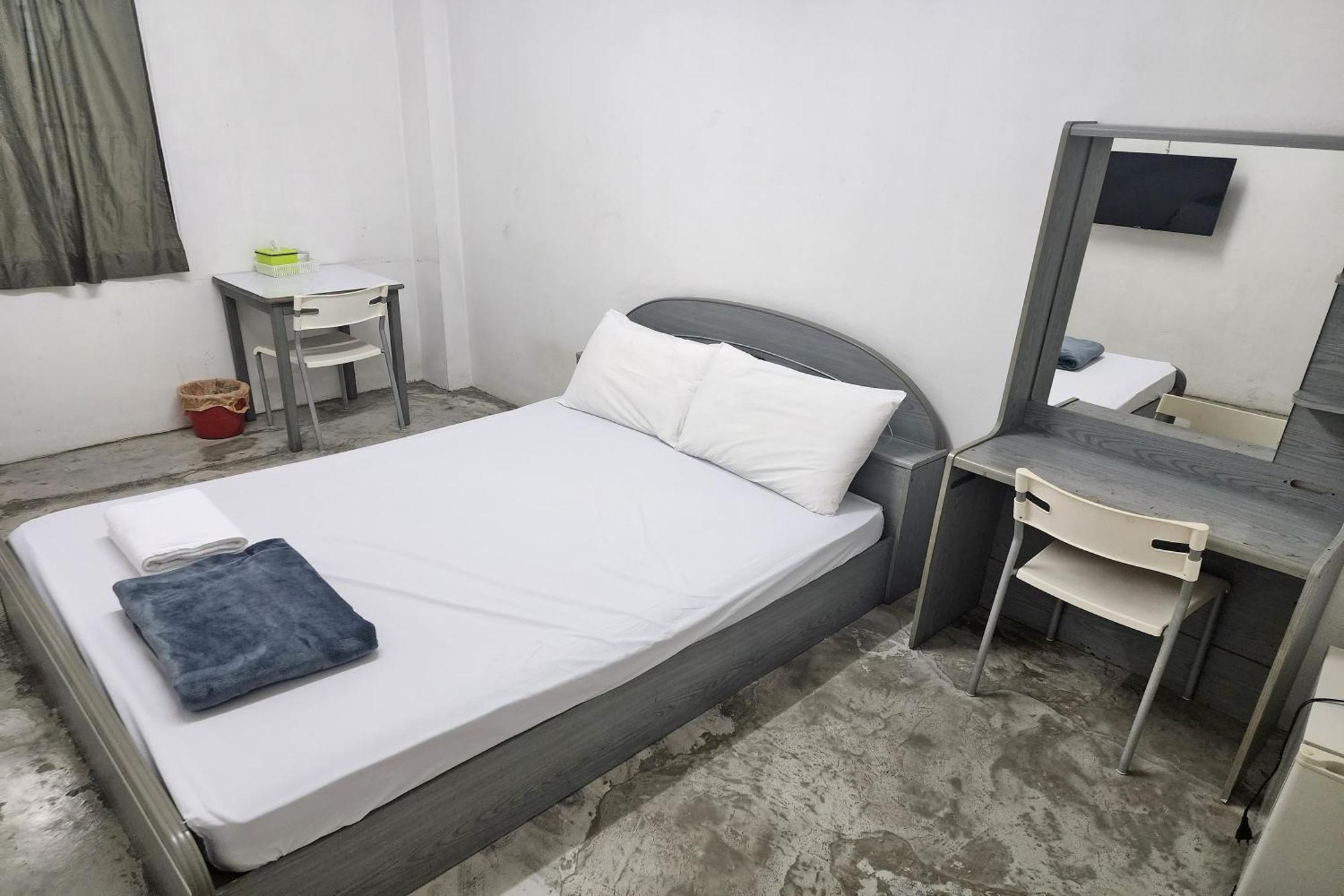 Aparthotel Kaset *