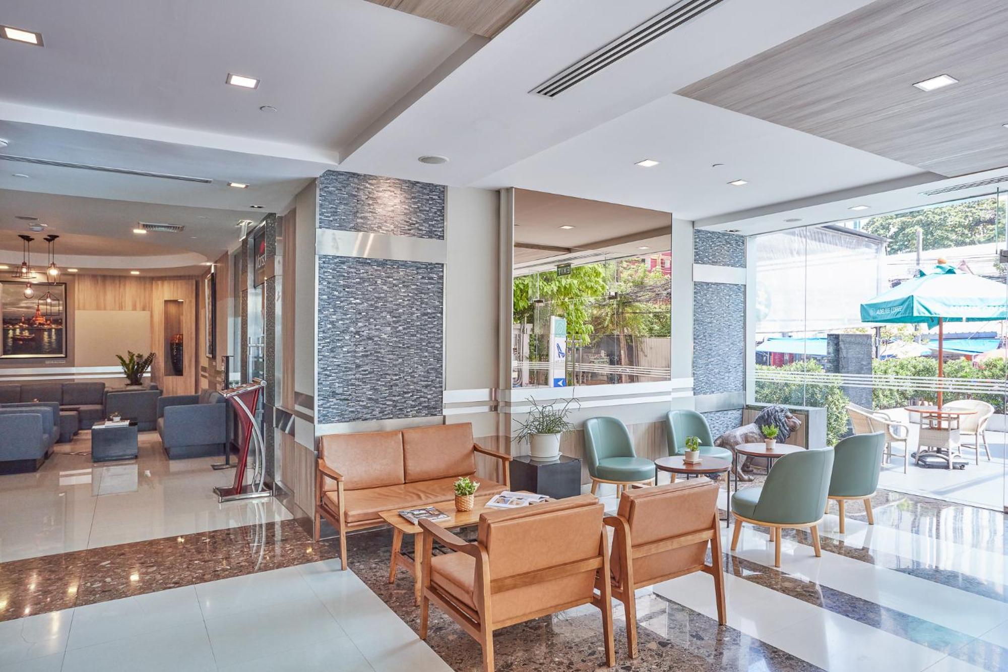 Adelphi Hotel Bangkok