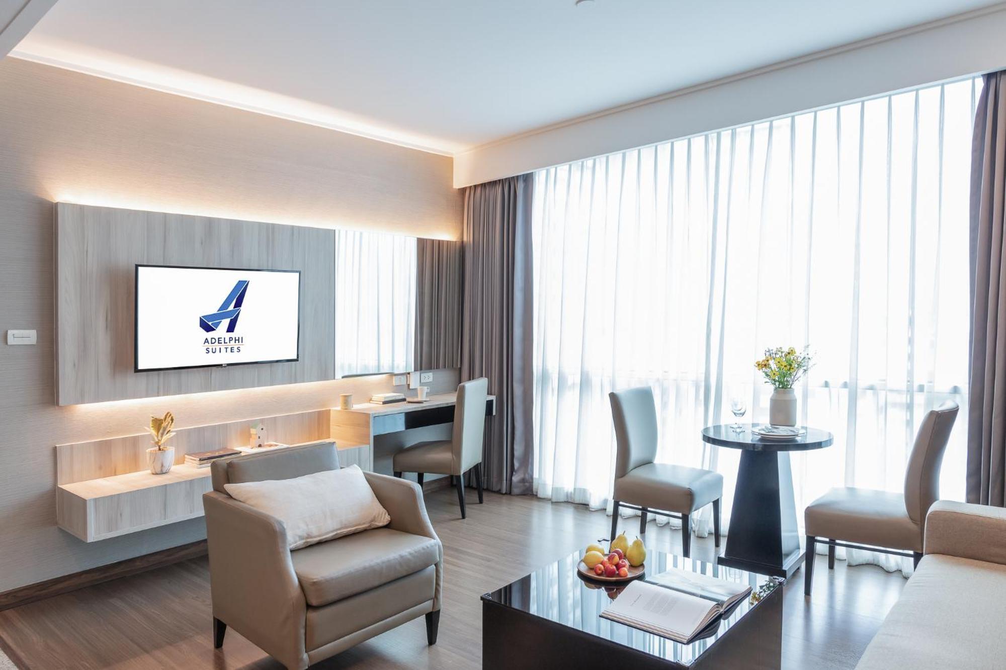Adelphi Hotel 4*