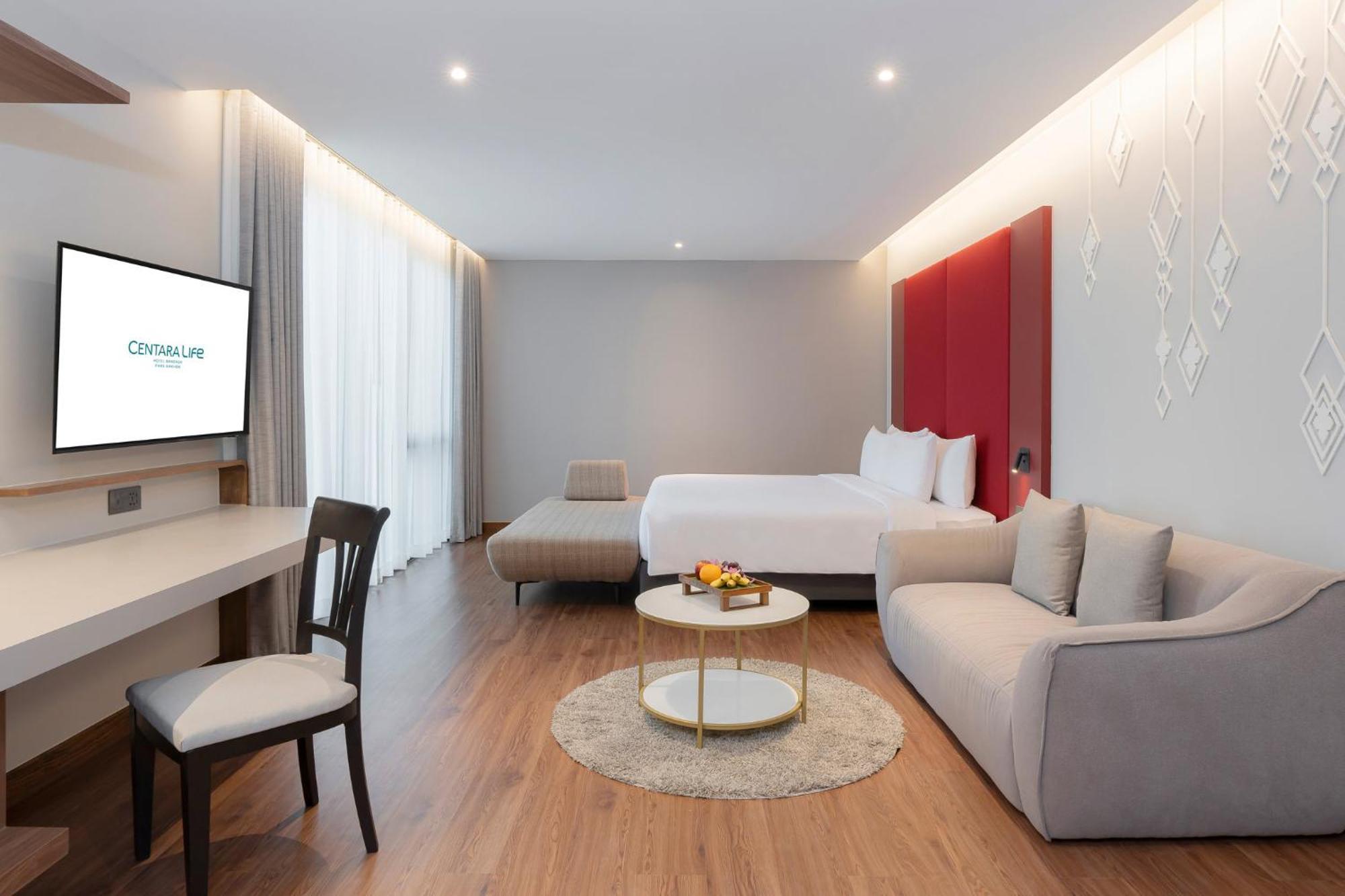 Centara Life Phra Nakhon Hotel 4*