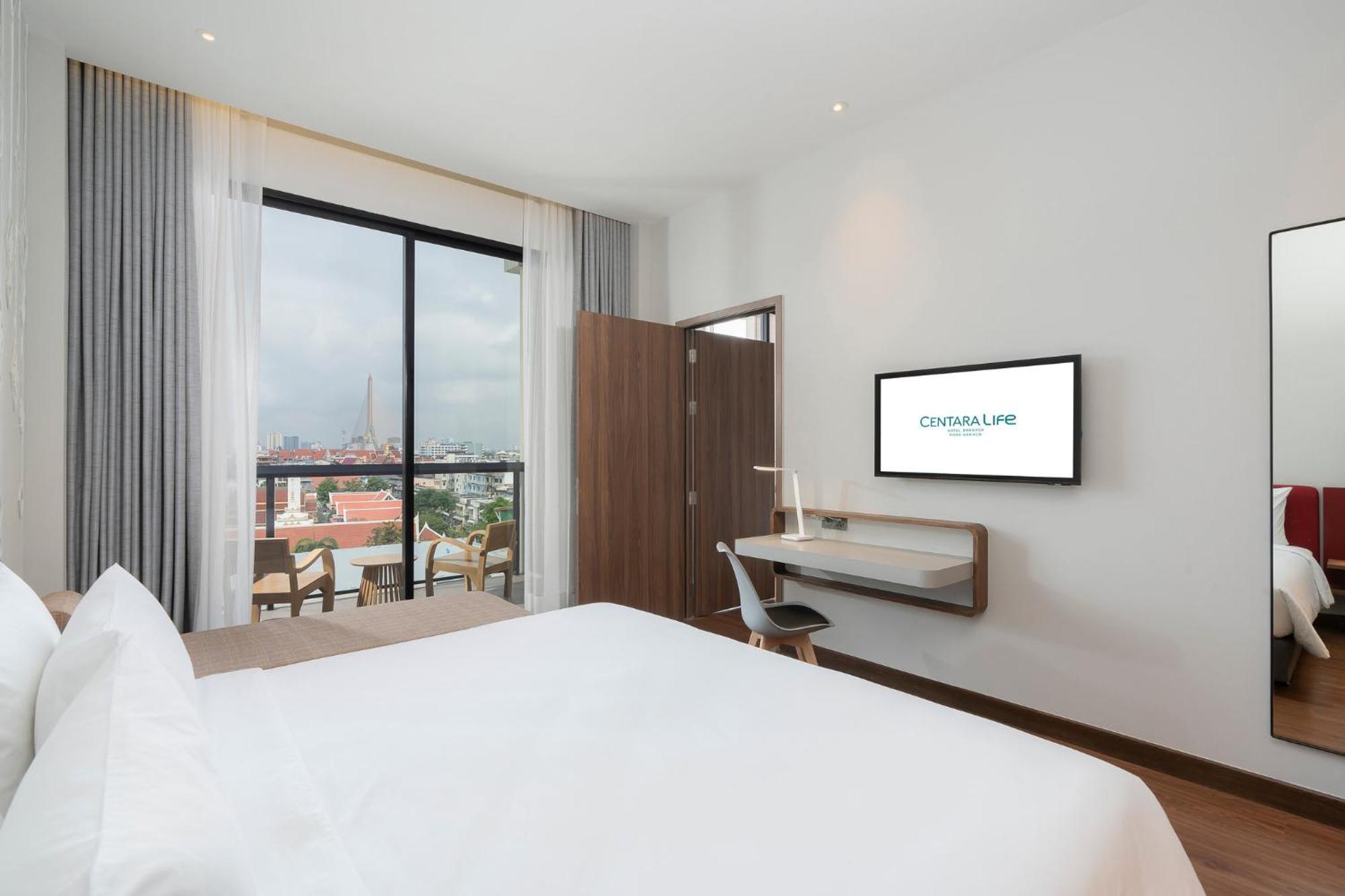 Centara Life Phra Nakhon Hotel 4*