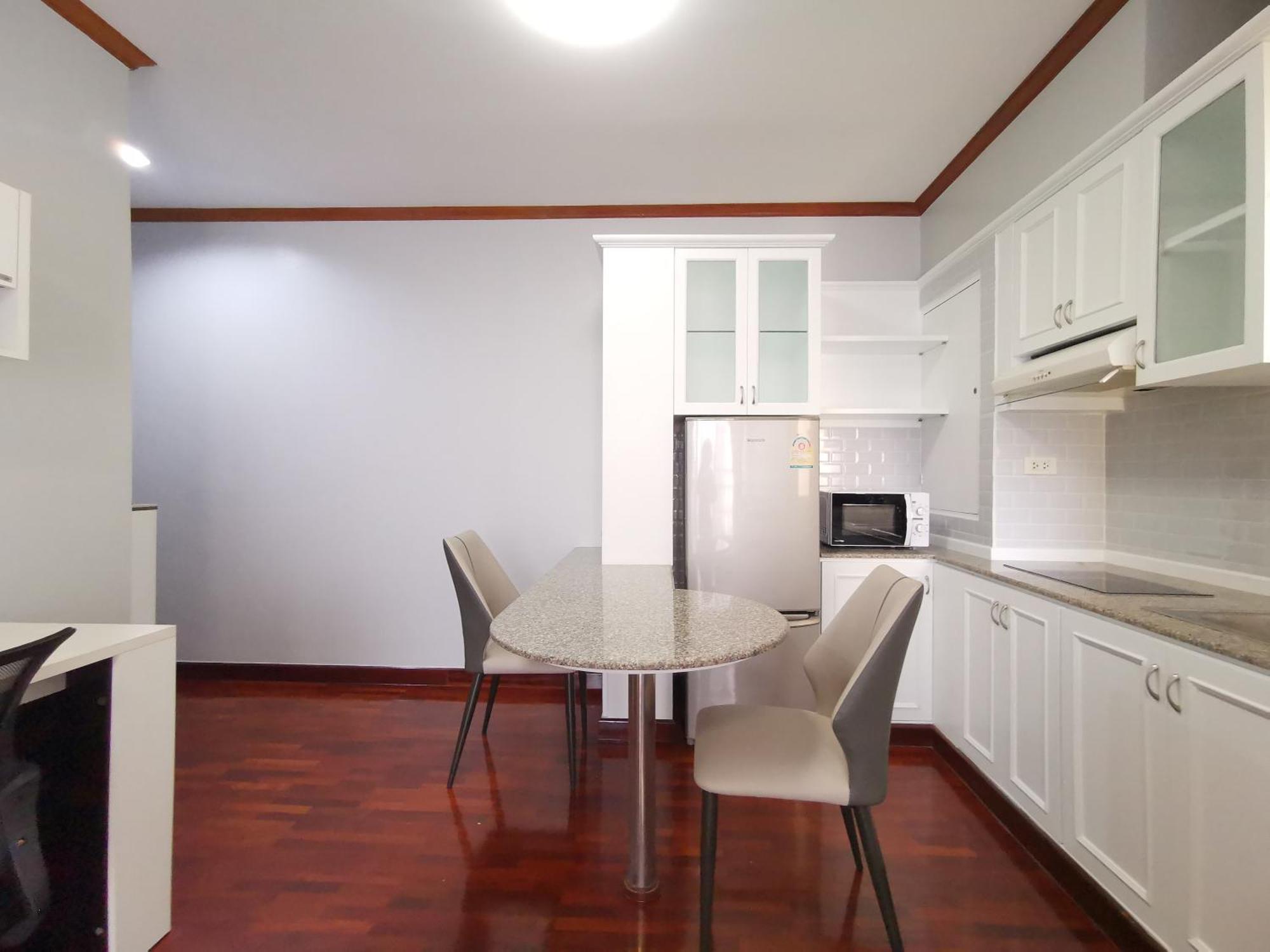 Cozy 1br Walk To Bts And Airport Rail Link Close To Malls G7 * Bangkok