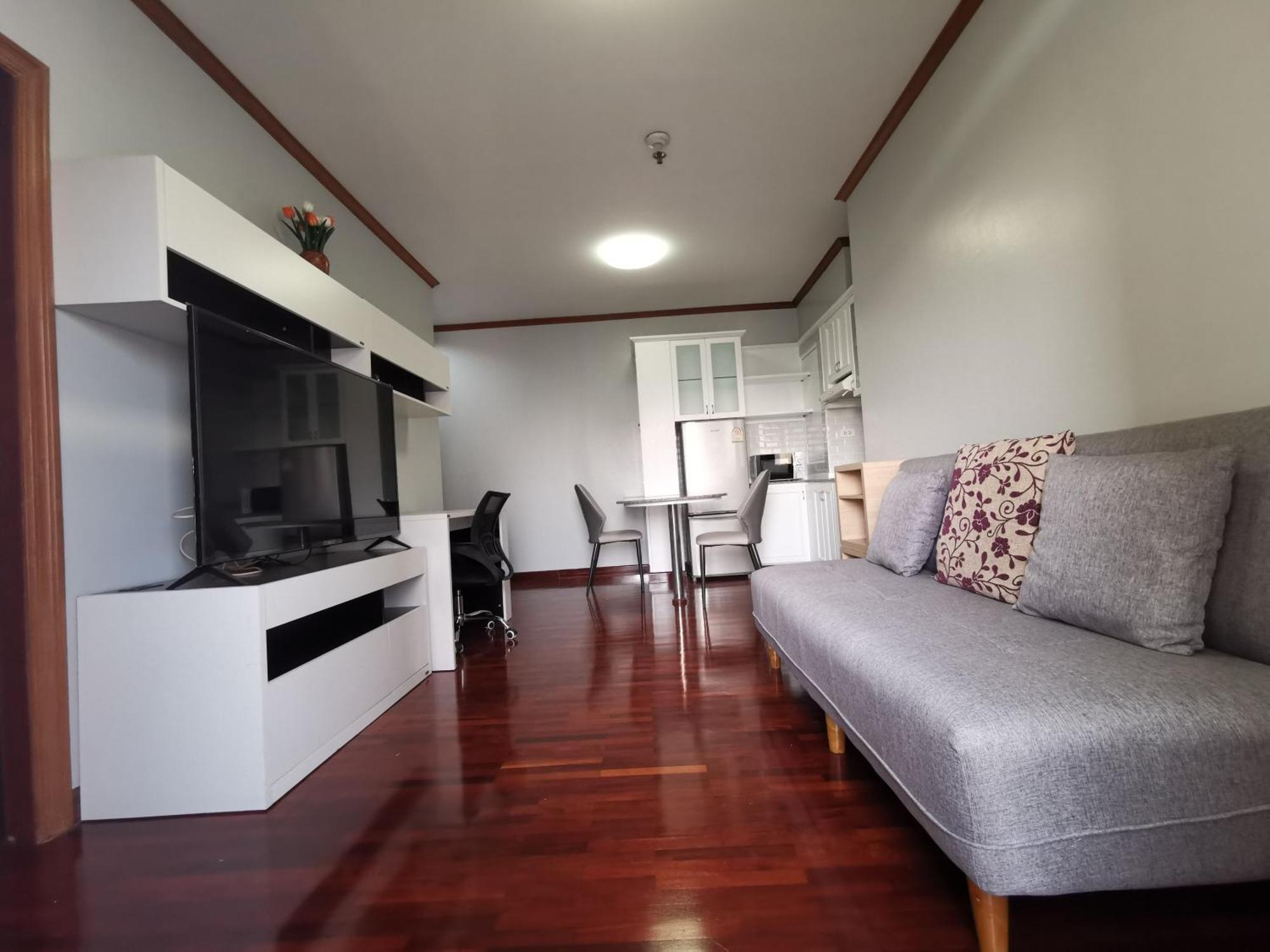 Pangsapuri Cozy 1br Walk To Bts And Airport Rail Link Close To Malls G7 *