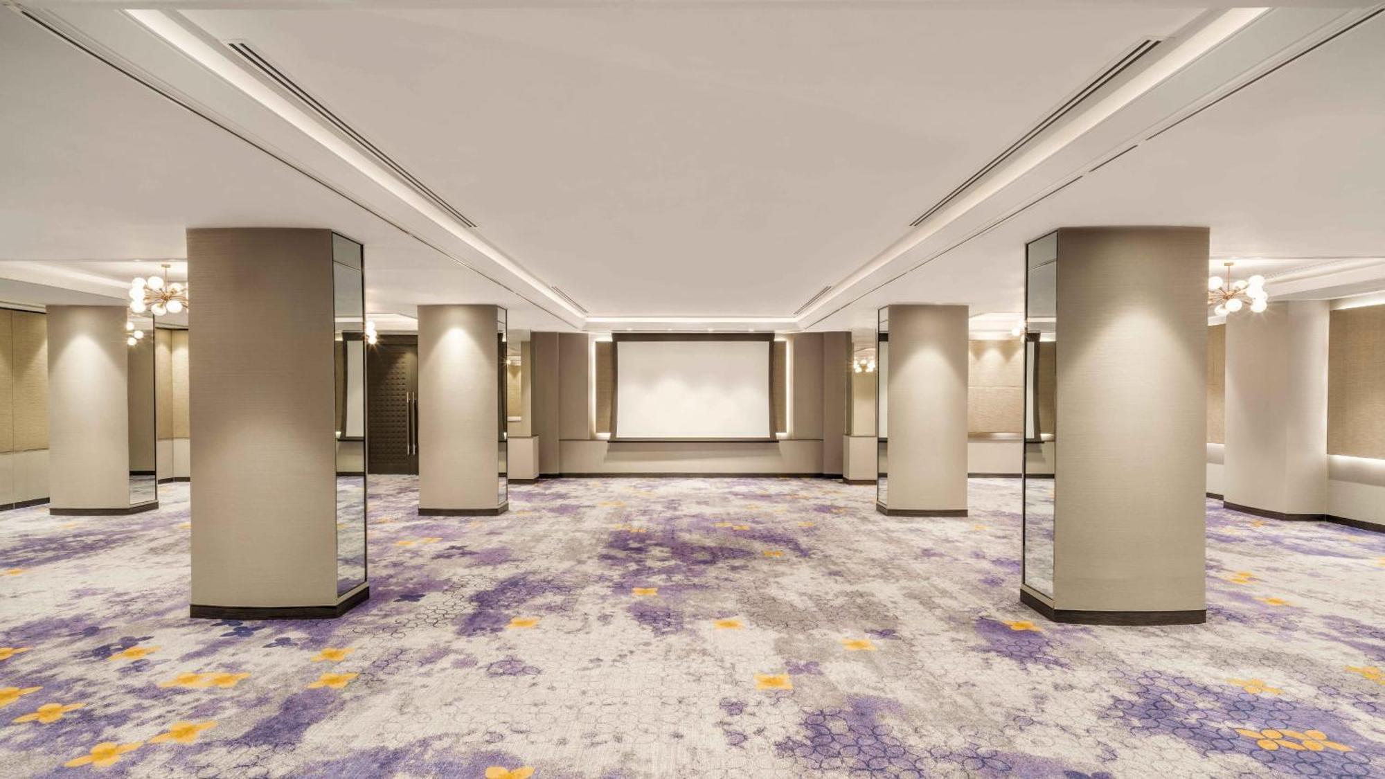 Holiday By Ihg Bangkok