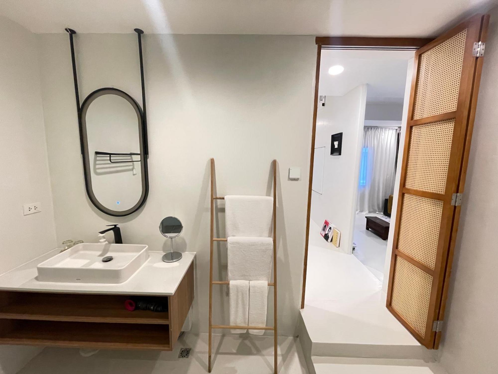 Yolo Boutique Hotel Bangkok