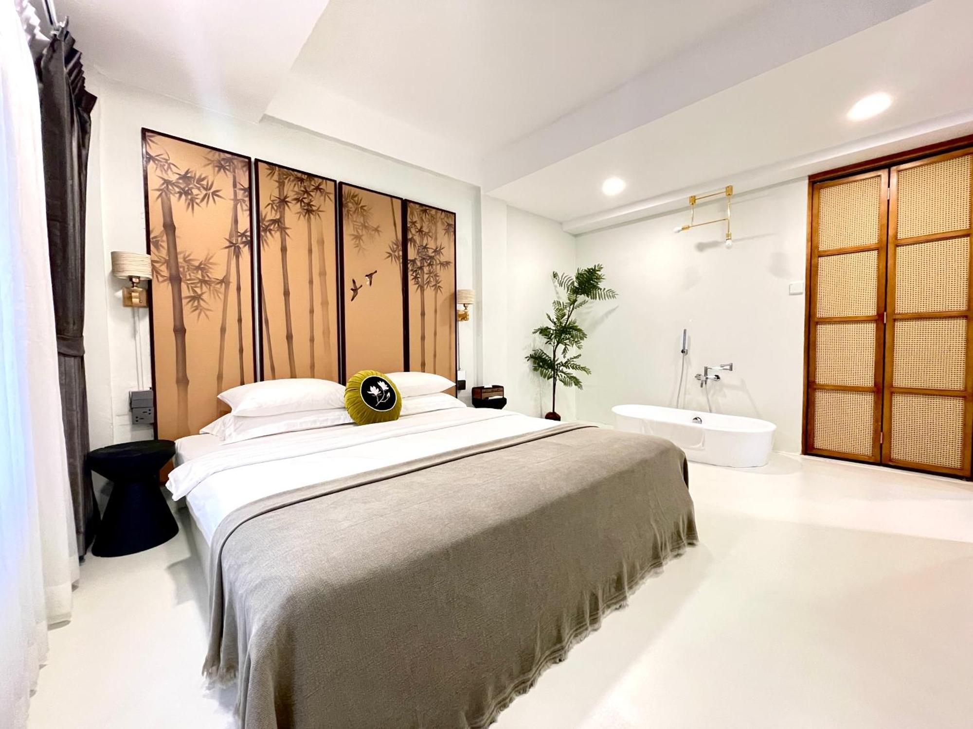 Hotel Yolo Boutique Bangkok