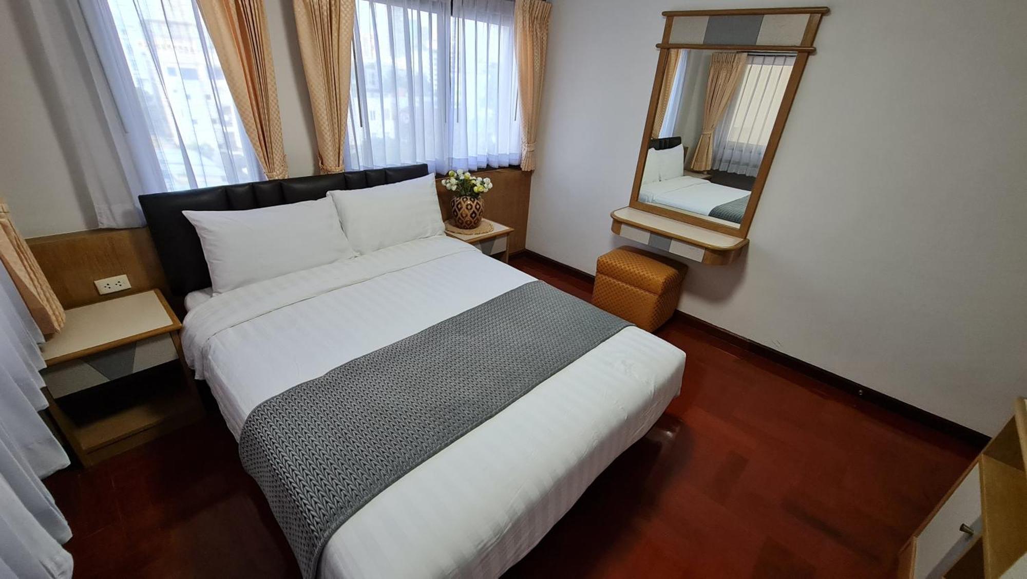 Service Apartment Thong Lo Ekkamai Prompong Apartment *