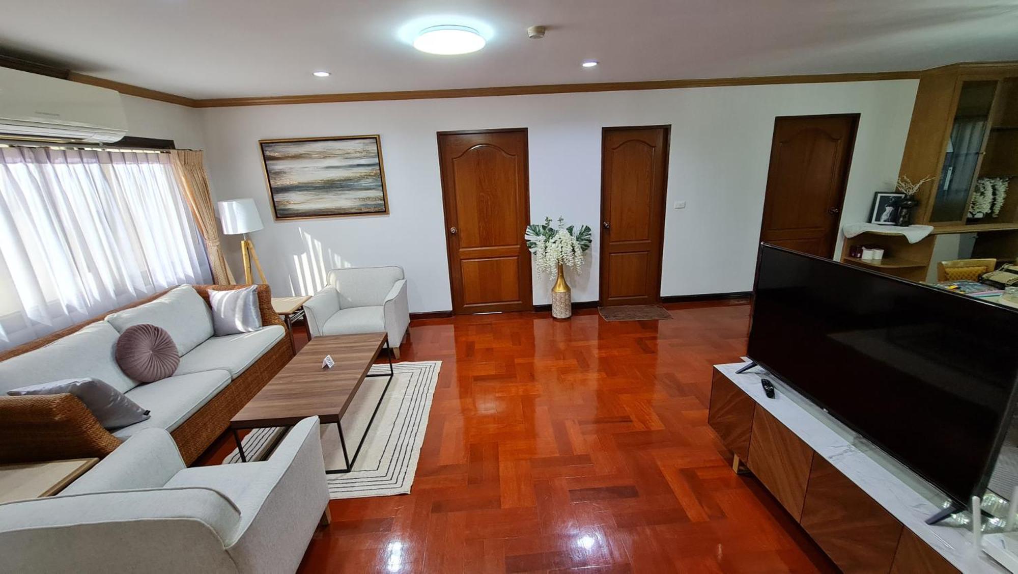 Apartment Service Apartment Thong Lo Ekkamai Prompong Bangkok