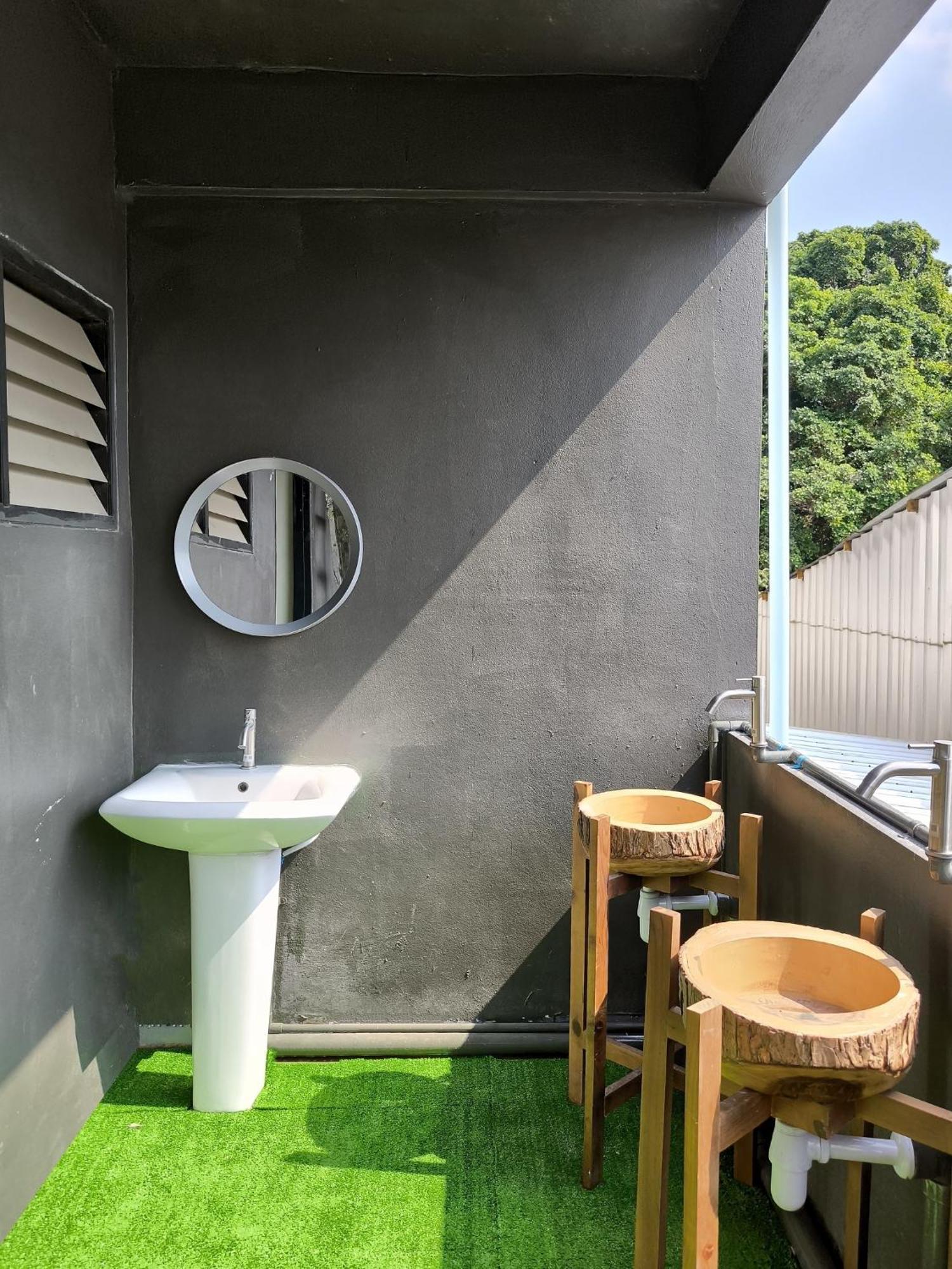 Youyen Albergue Banguecoque