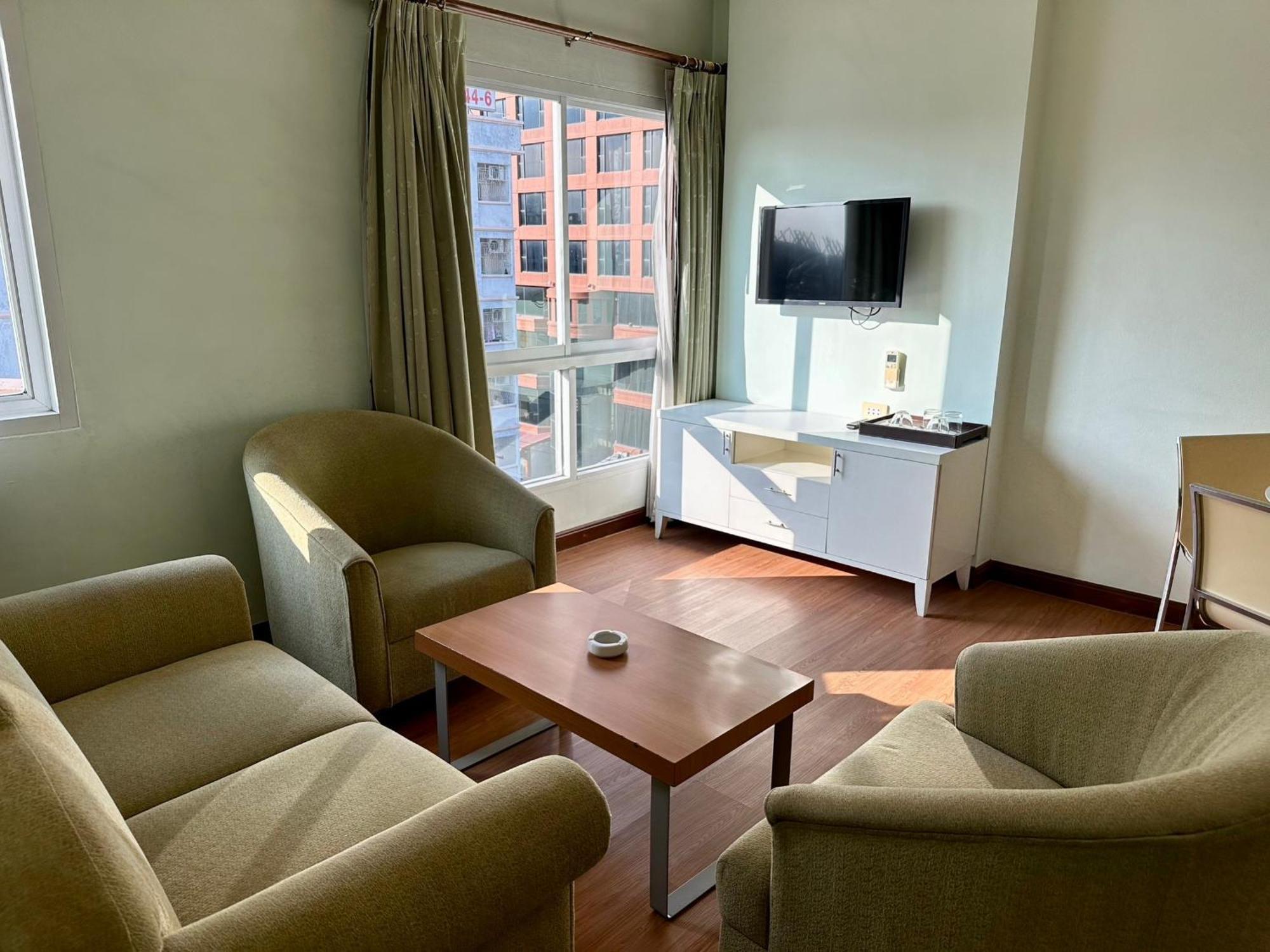 Hotel Calypzo 3*