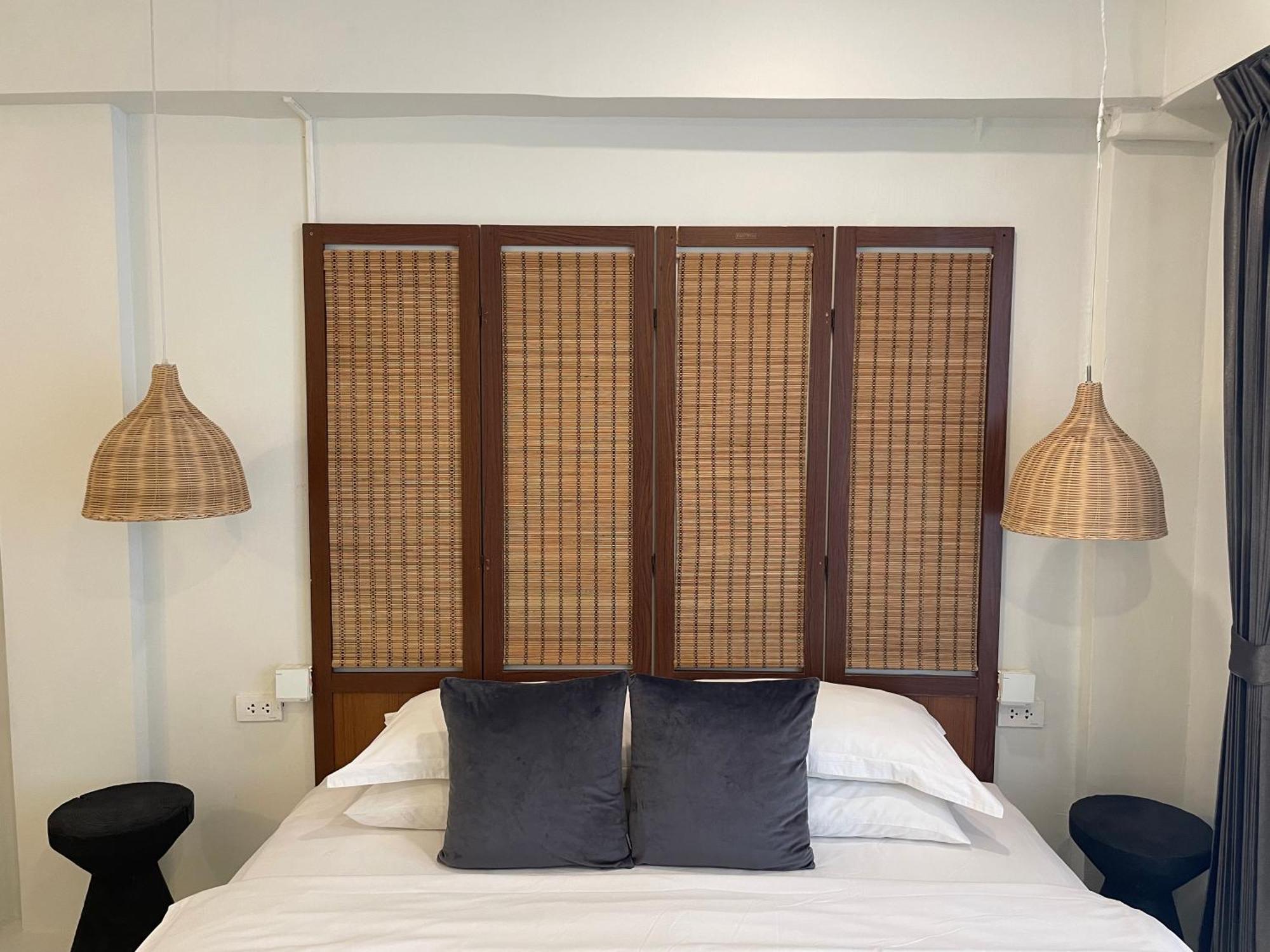 Yolo Boutique Bangkok