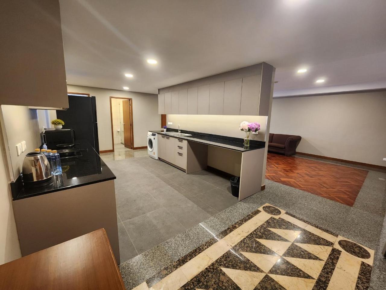 Apartment United Tower Thonglor By Aspira Bangkok