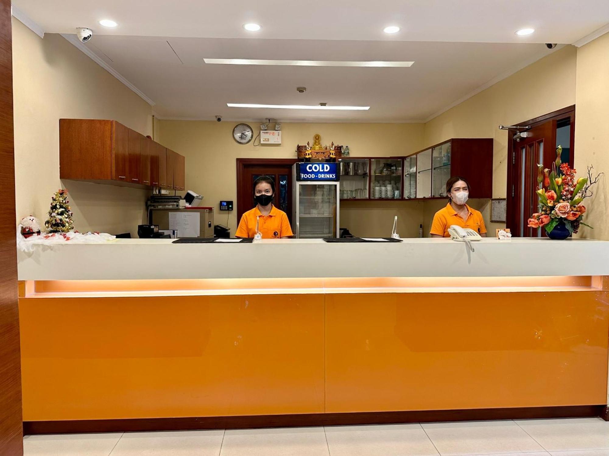 Hotel Calypzo 3*