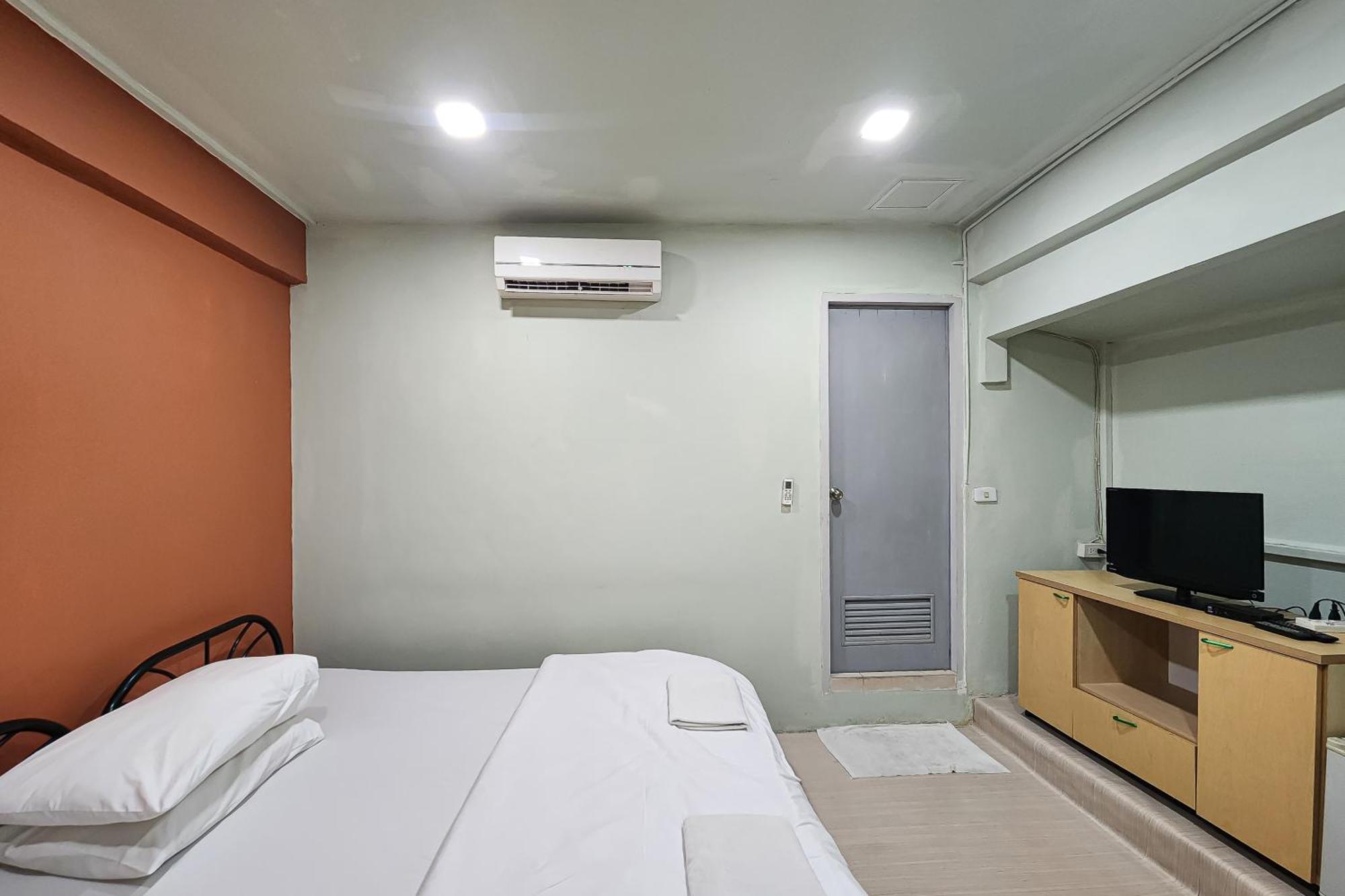 Apartment Freesia Saladaeng Silom