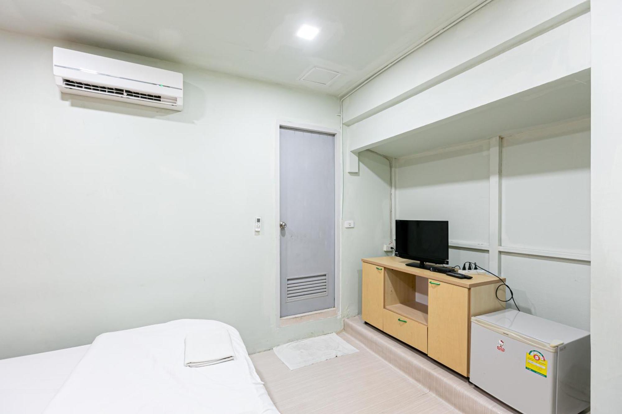 Apartment Freesia Saladaeng Silom
