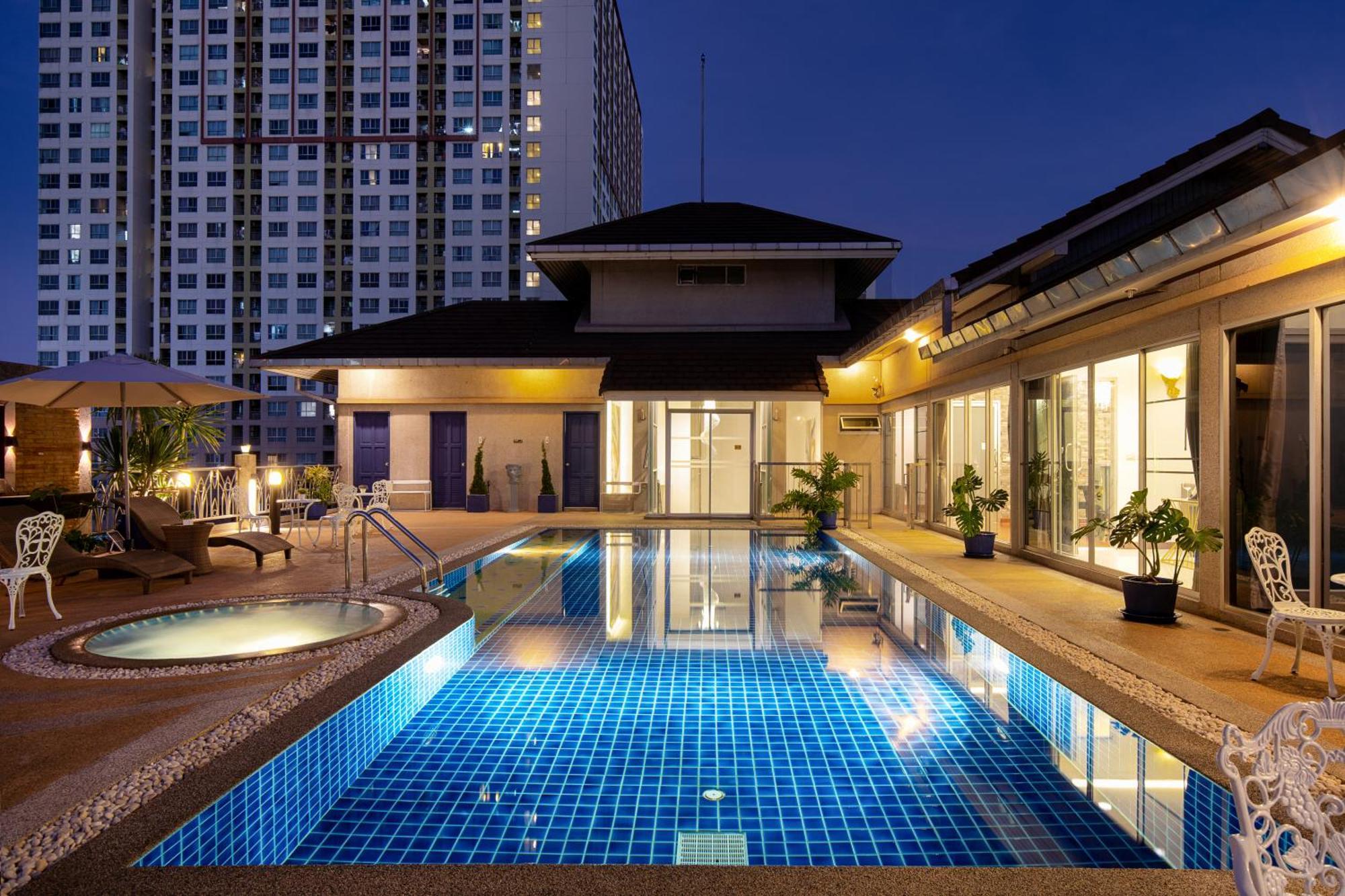Aparthotel Capitel Rama 4