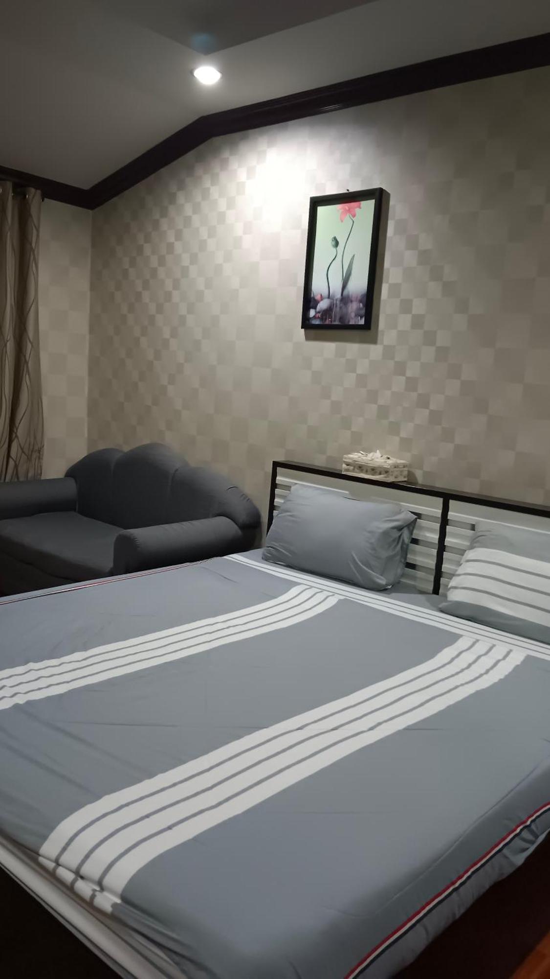 24 Donmuang Guest house *
