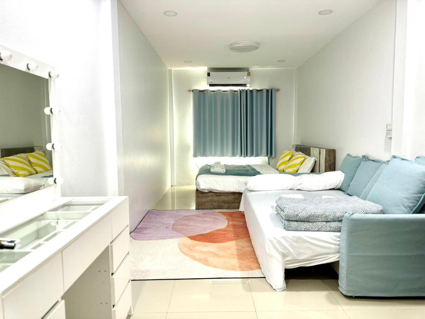 Miq Hk111-4br Ratchada-huaykwang 14pax Apartemen