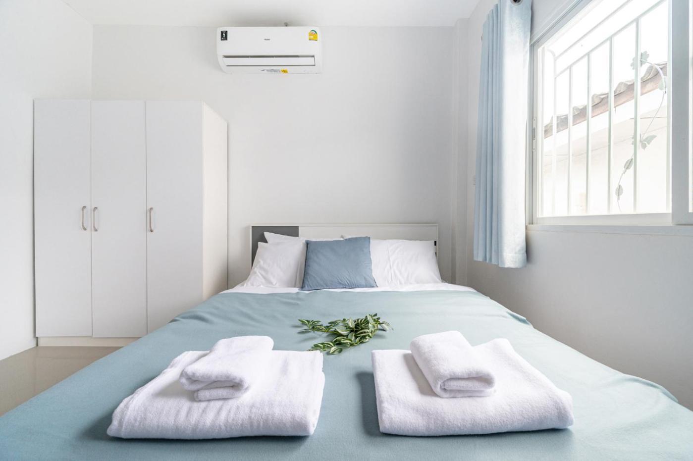 Apartment Miq Hk111-4br Ratchada-huaykwang 14pax