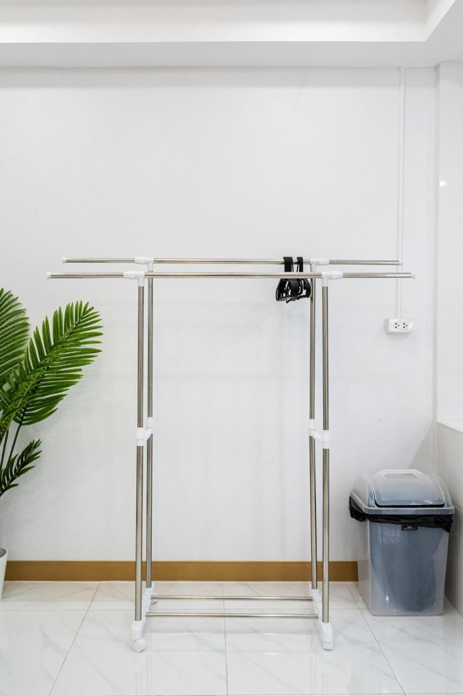 Apartemen Miq Hk111-4br Ratchada-huaykwang 14pax Bangkok