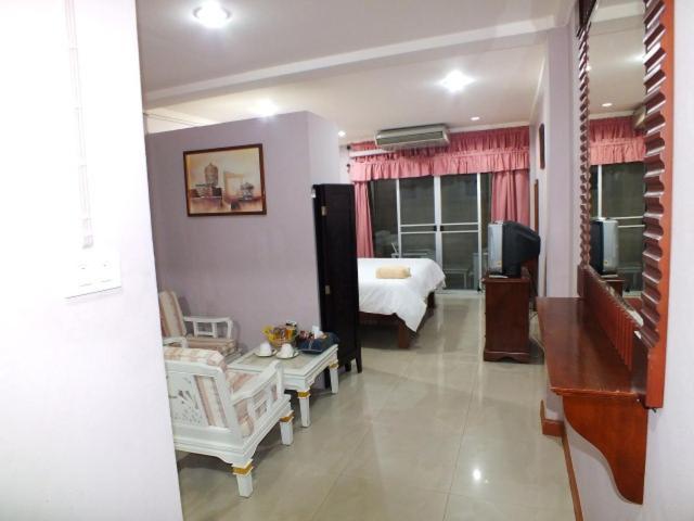 Pr Place *