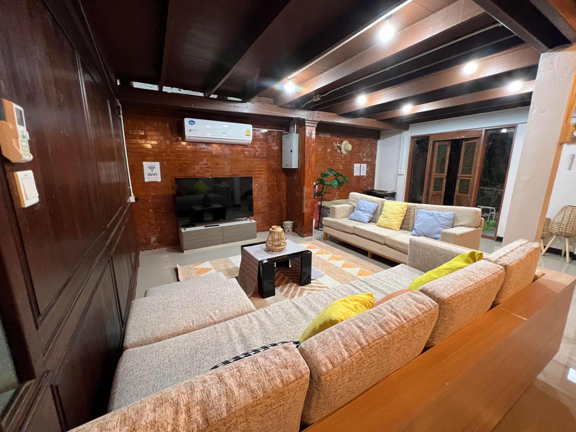 77 Old Town Holiday home *
