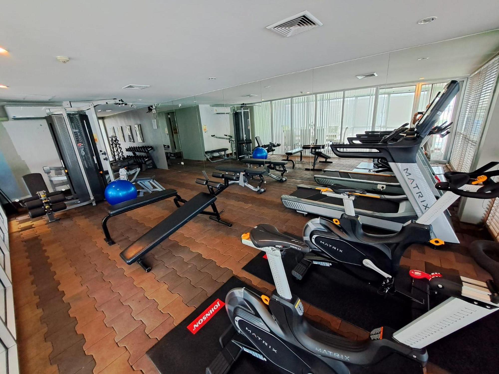 2a-2 Bedrooms3bathrooms Downtown Near Mrtbts Bangkok