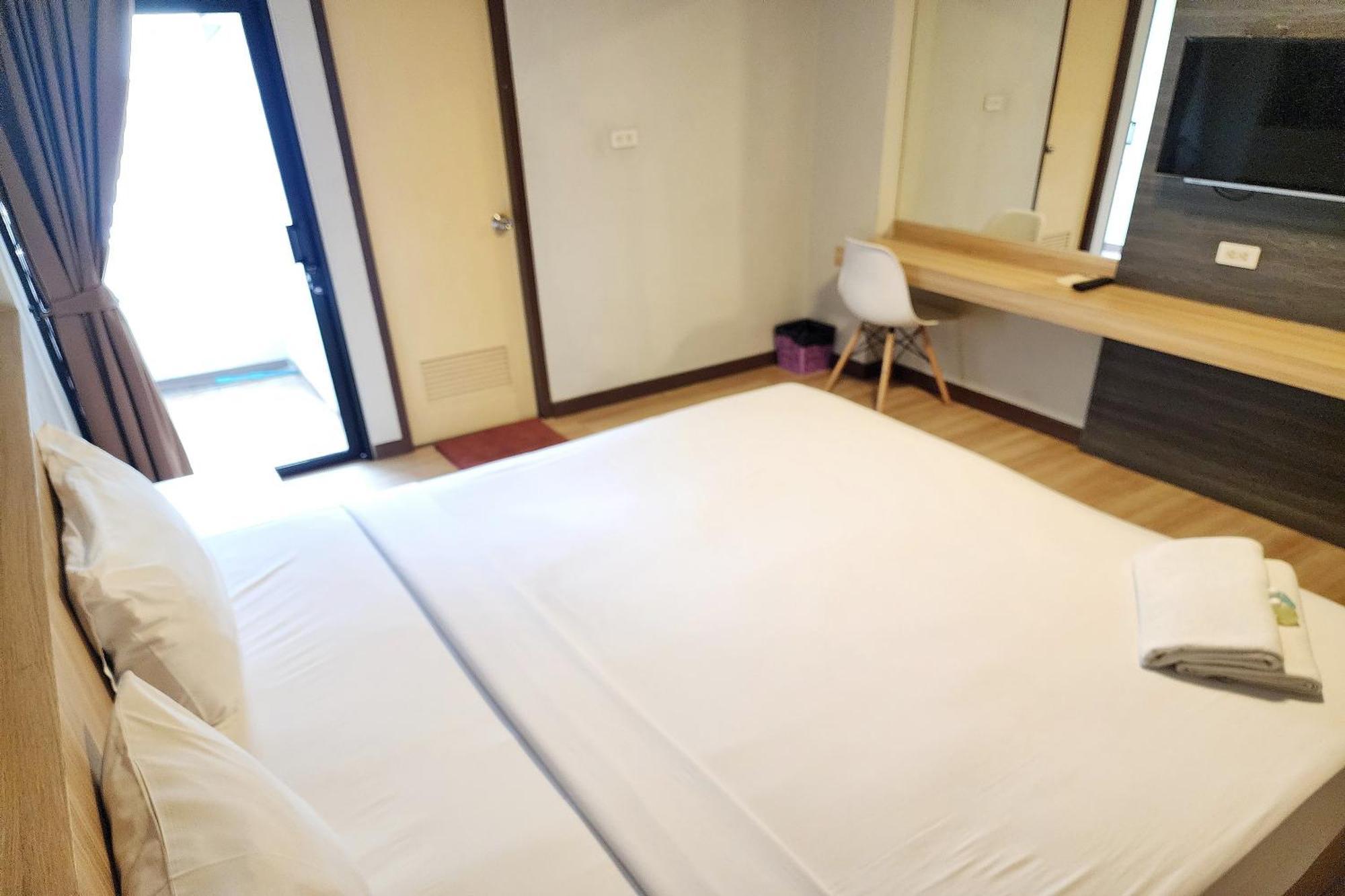 Hotel Station 203