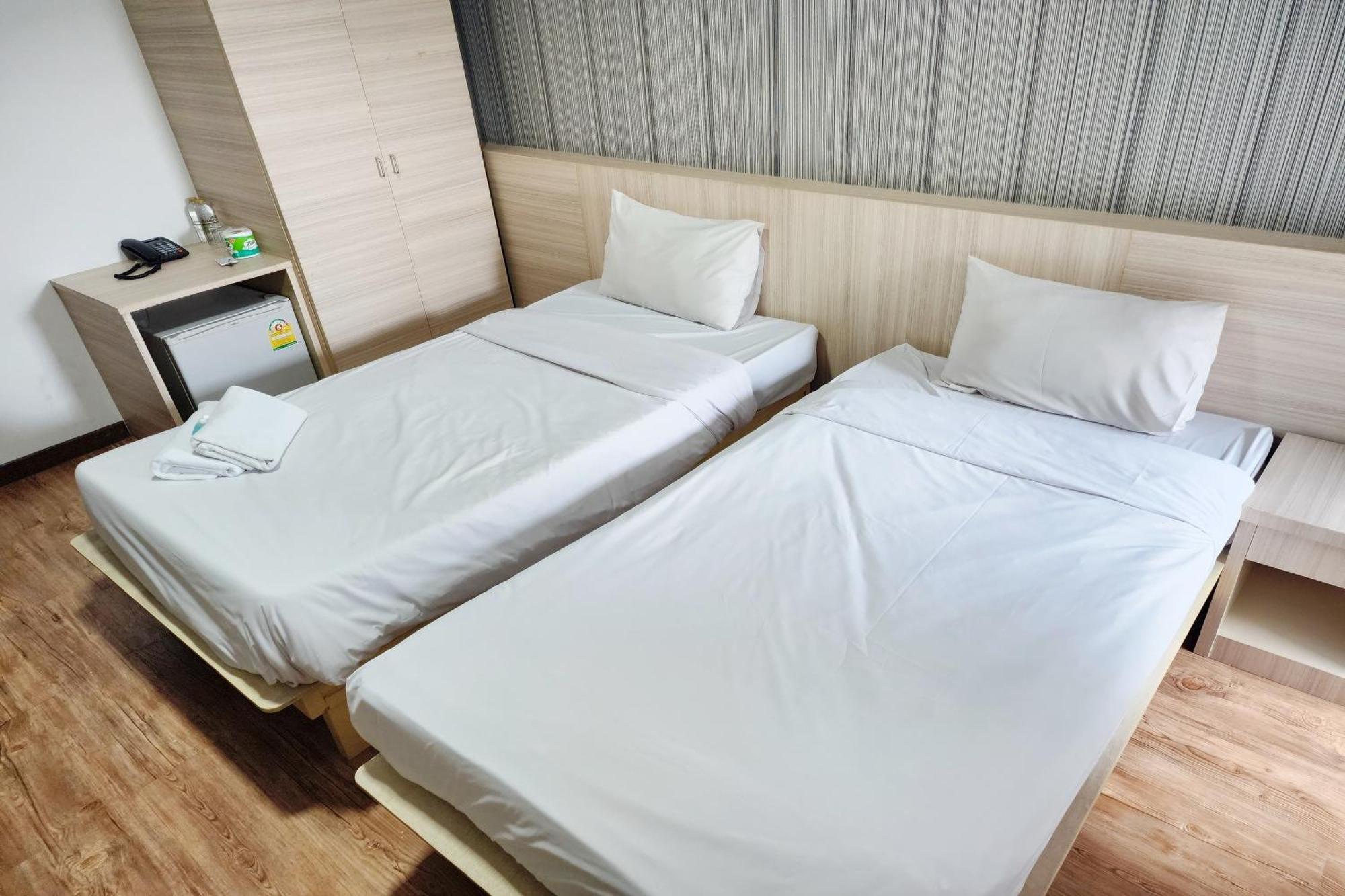 Hotel Station 203