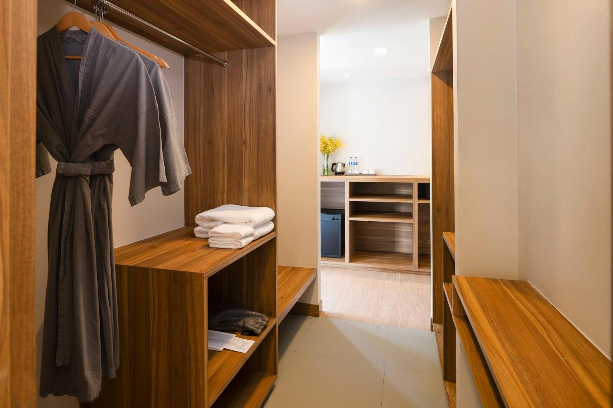 Canalis Suvarnabhumi Airport Hotel