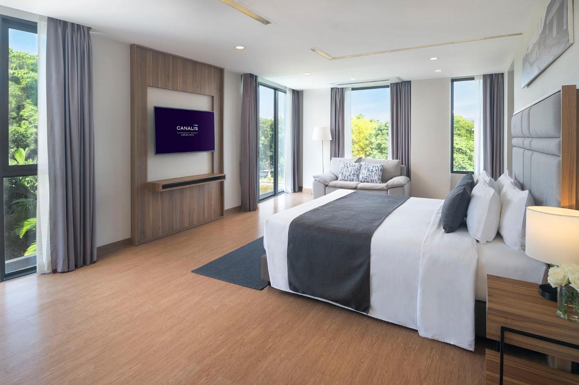 Canalis Suvarnabhumi Airport Hotel 5*