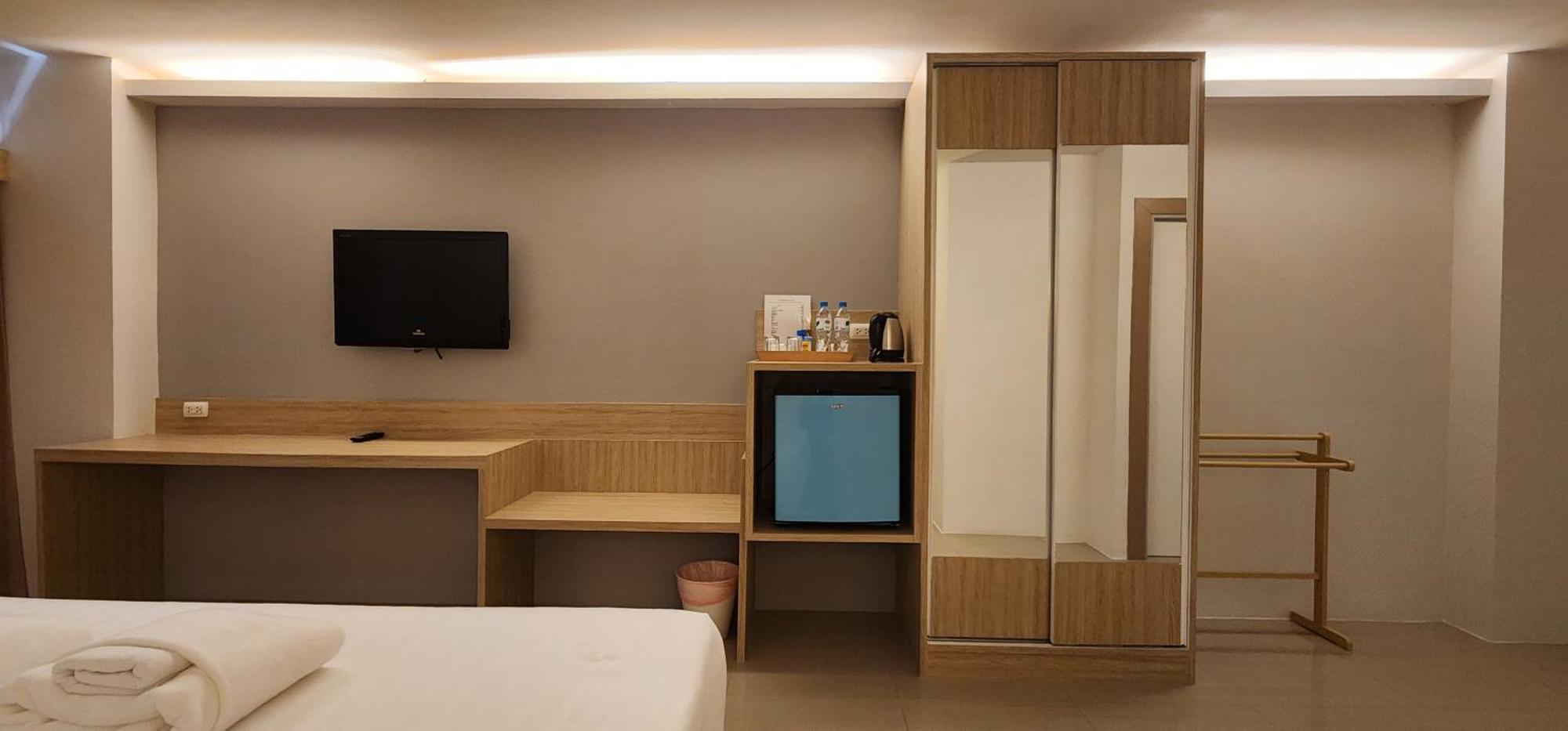Prom Ratchada 4* Bangkok