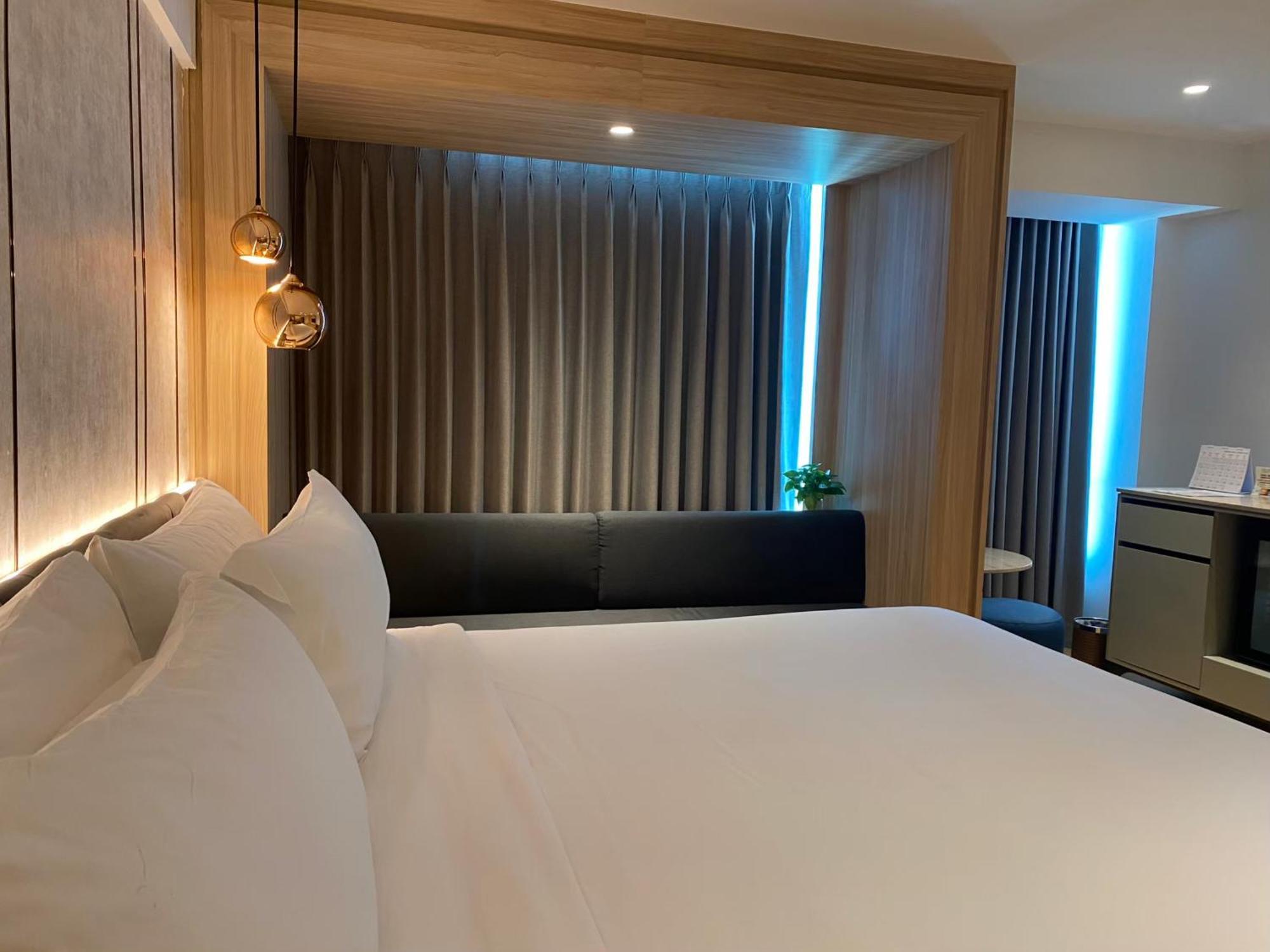 Miracle Grand Convention 4* Bangkok