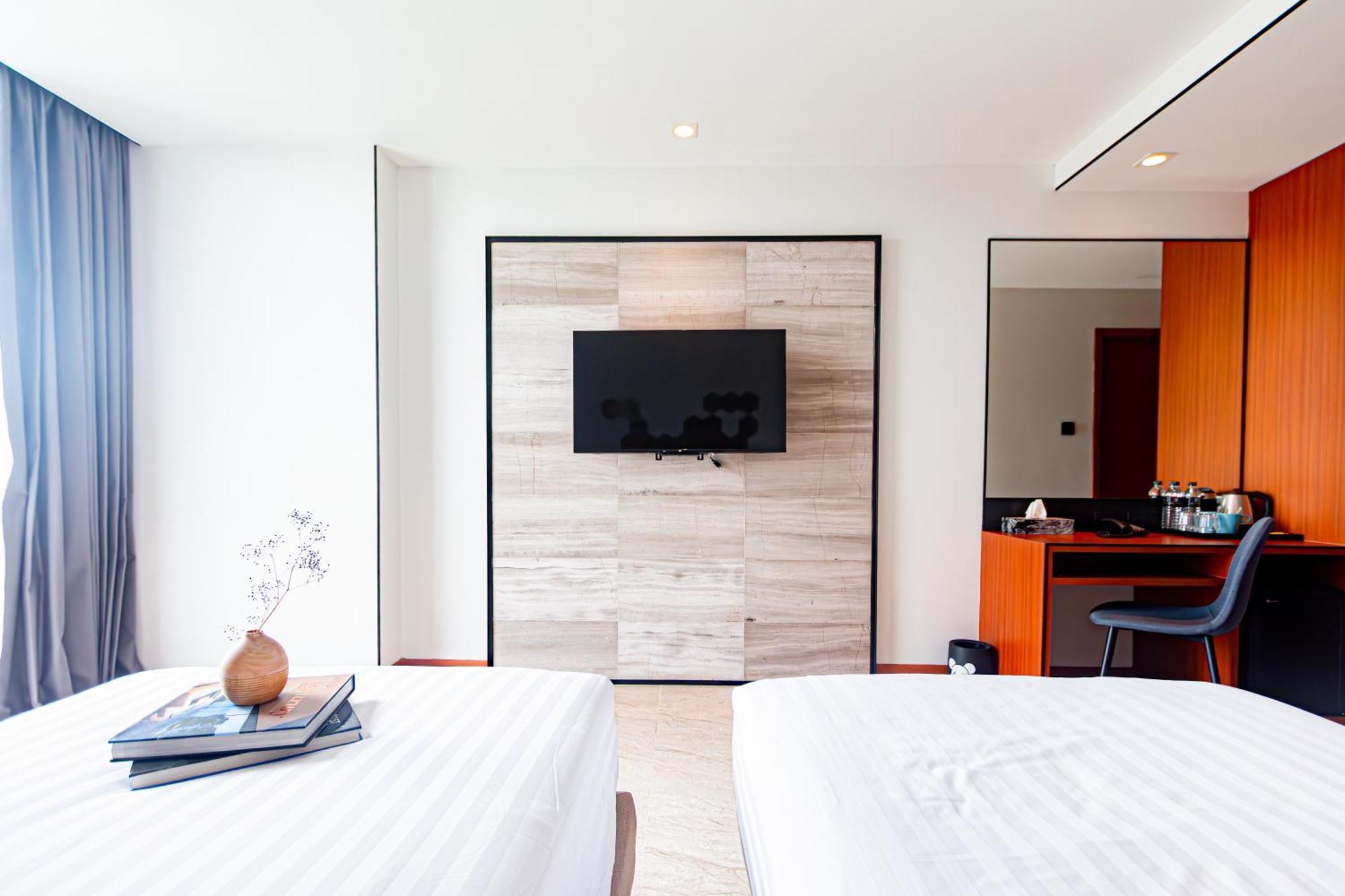 Hotel Frame
