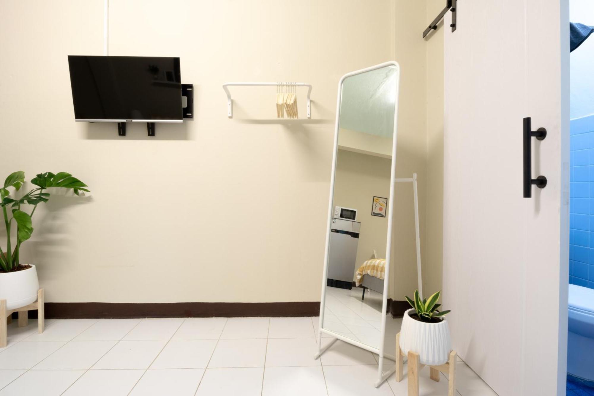 204hideaway-local With Street Food Only 15 Min Walk To Skytrain *