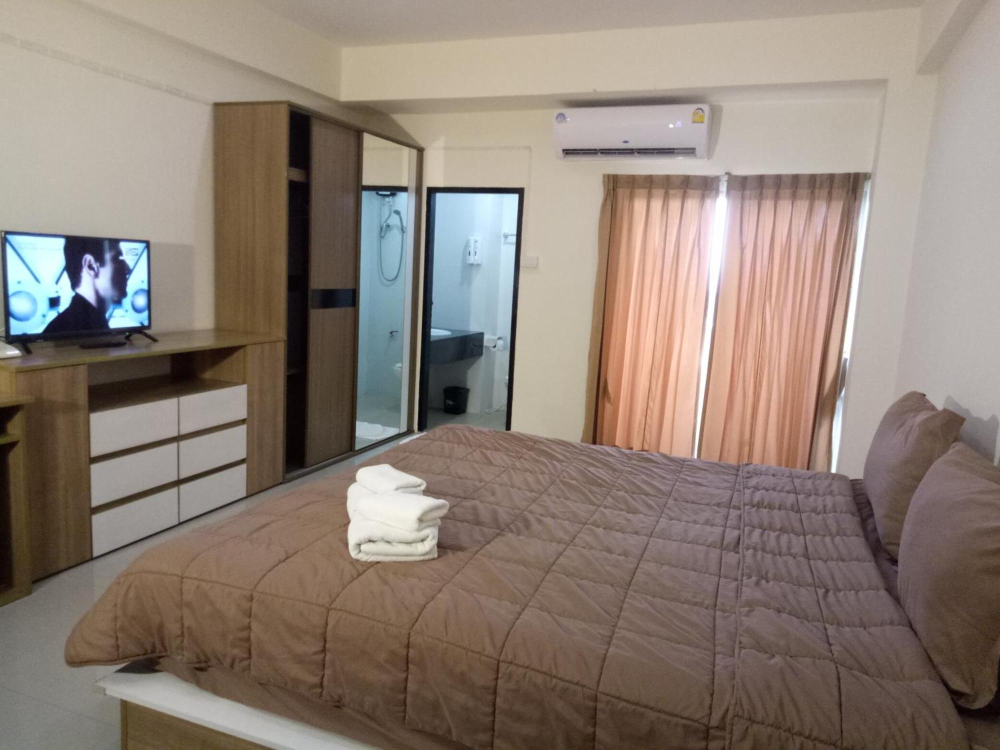 Hotel Komol Bangkok